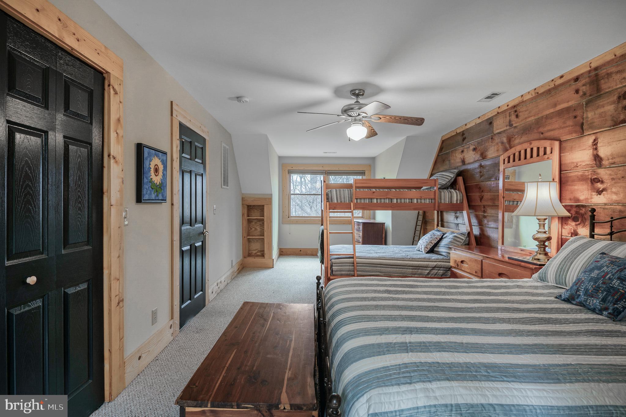 MAGNOLIA HARBOUR - Residential