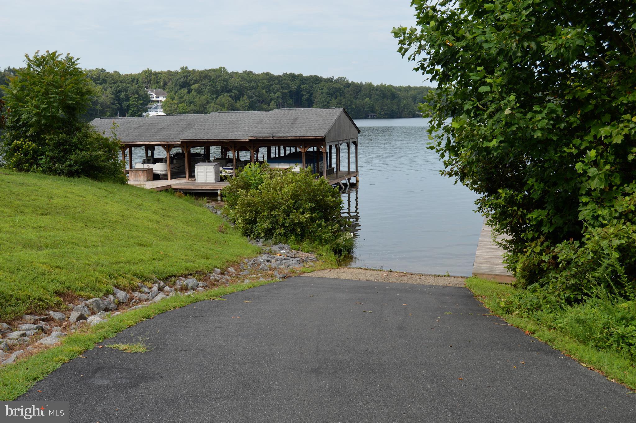 13101 BLACK WALNUT LANE