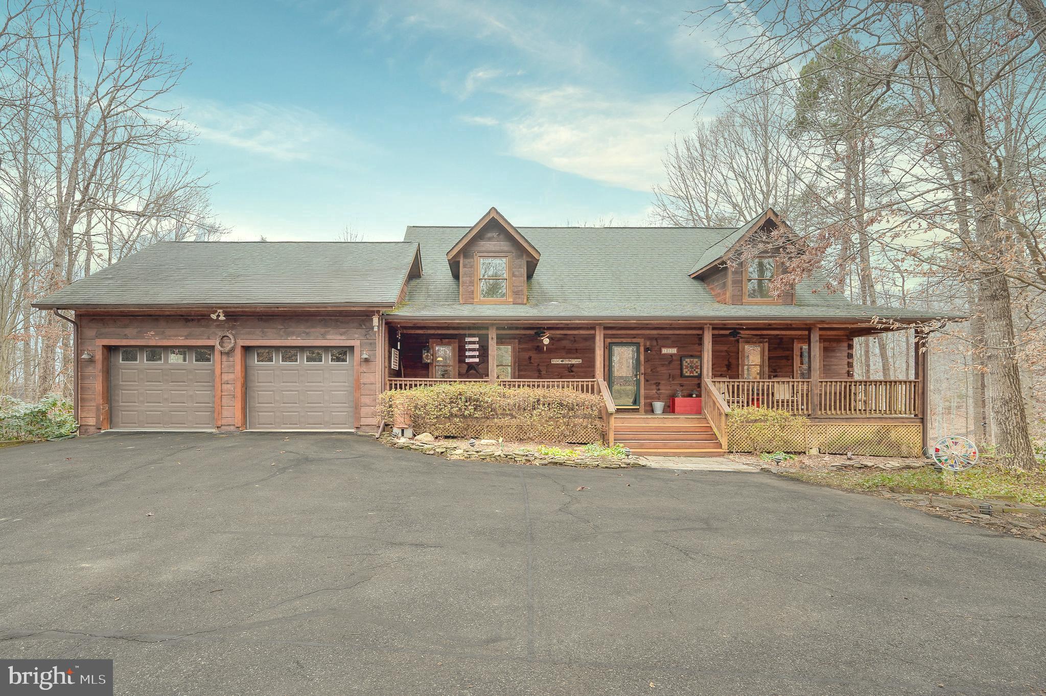 MAGNOLIA HARBOUR - Residential