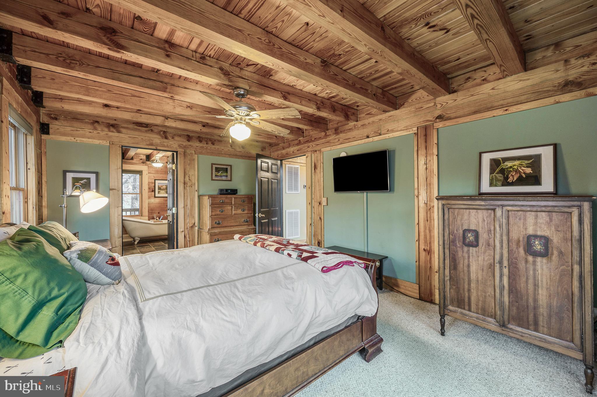 MAGNOLIA HARBOUR - Residential