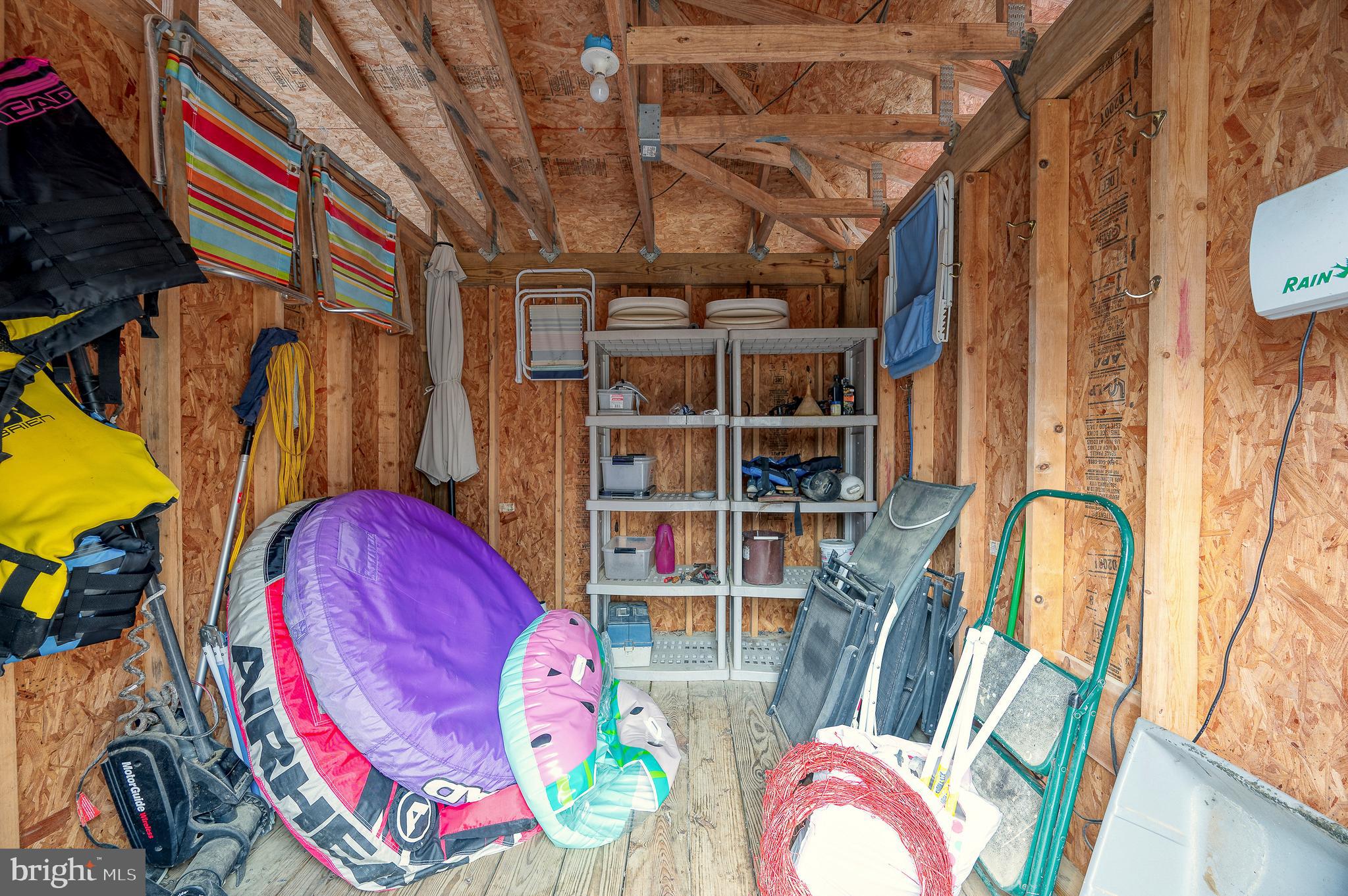 MAGNOLIA HARBOUR - Residential