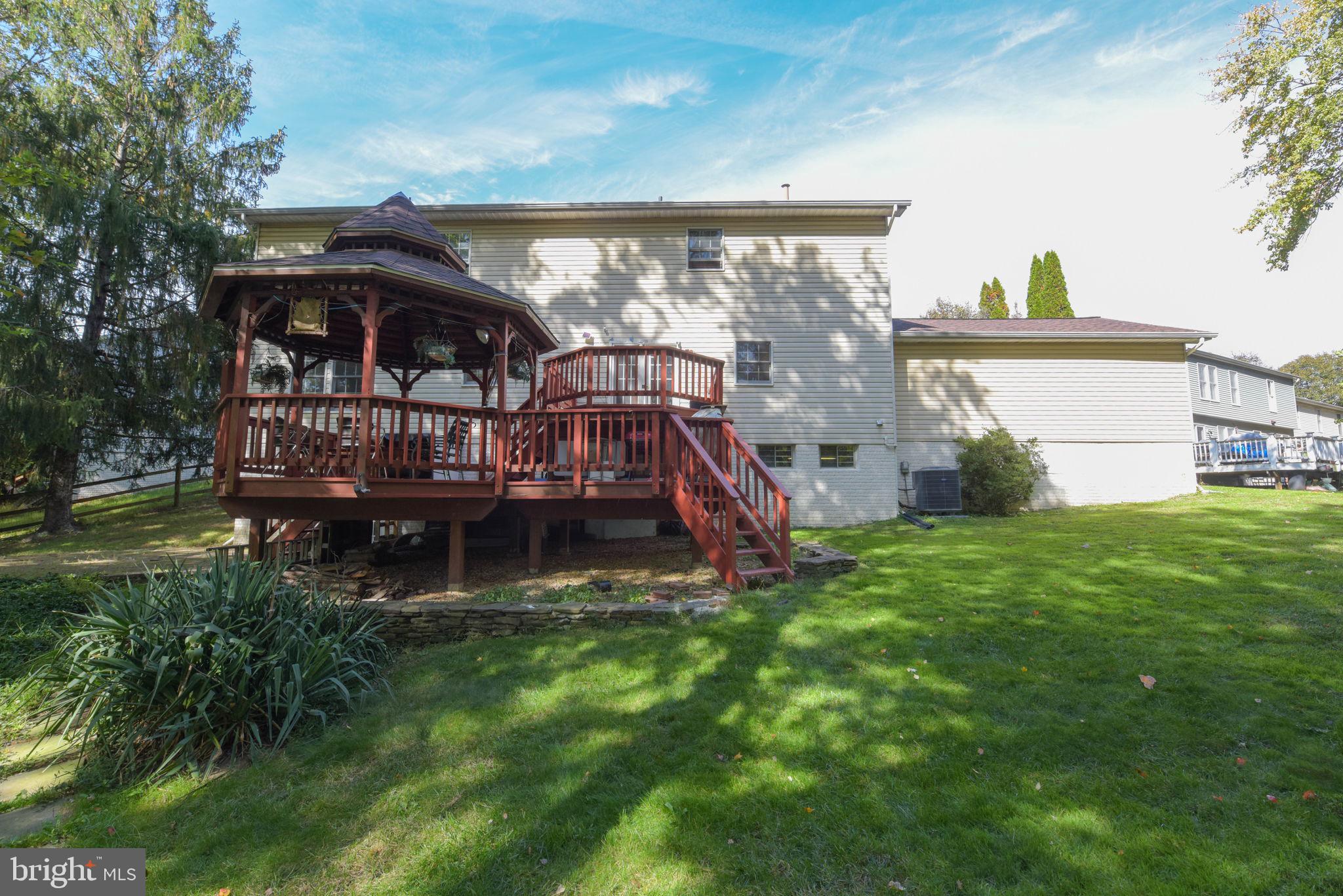 NORTH SHERWOOD FOREST - Residential Lease