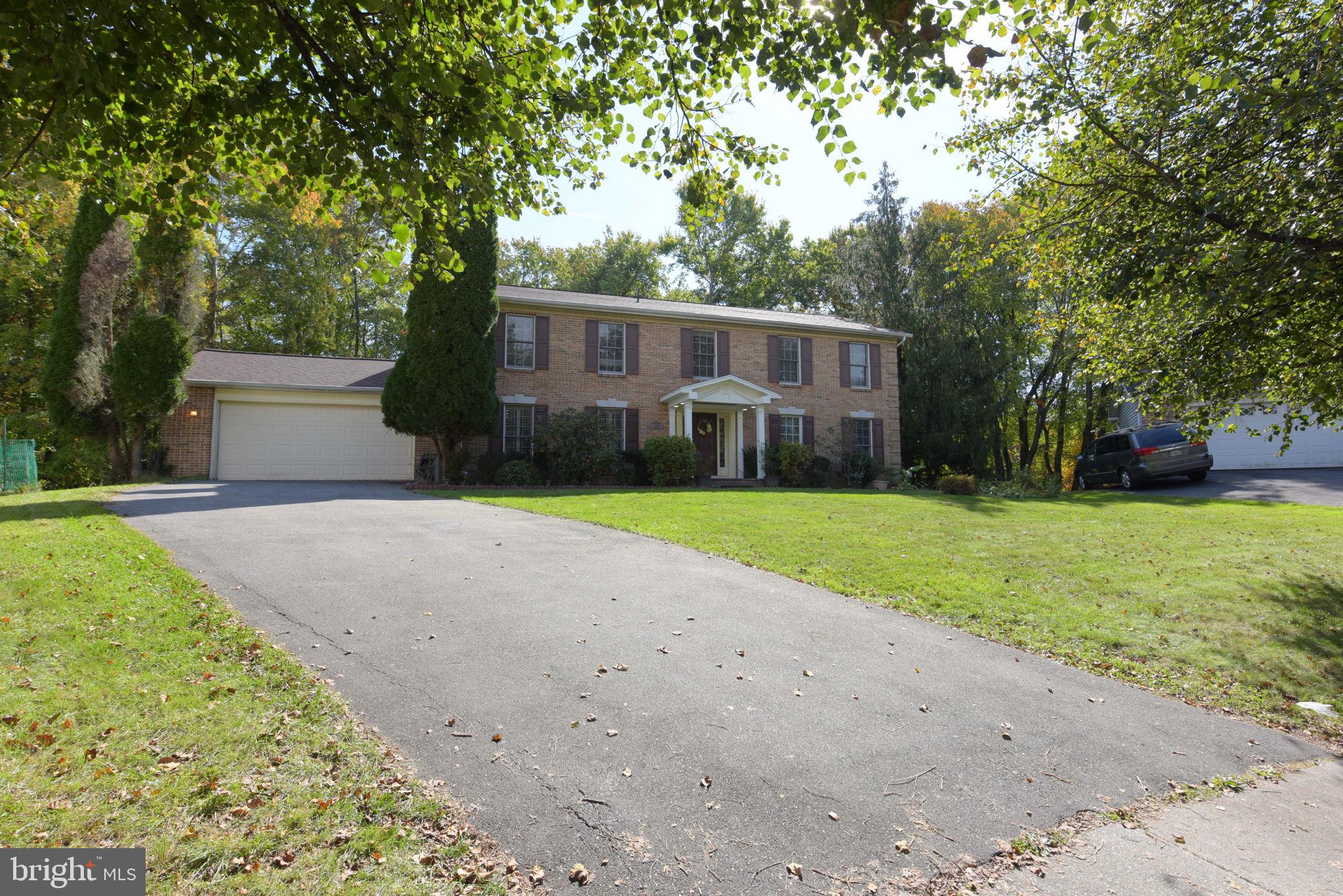 NORTH SHERWOOD FOREST - Residential Lease