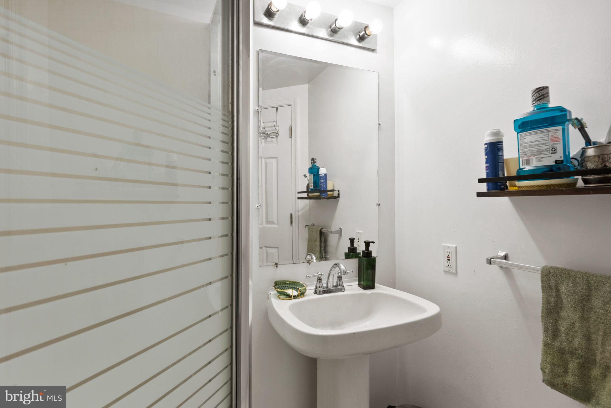 NORTH SHERWOOD FOREST - Residential Lease