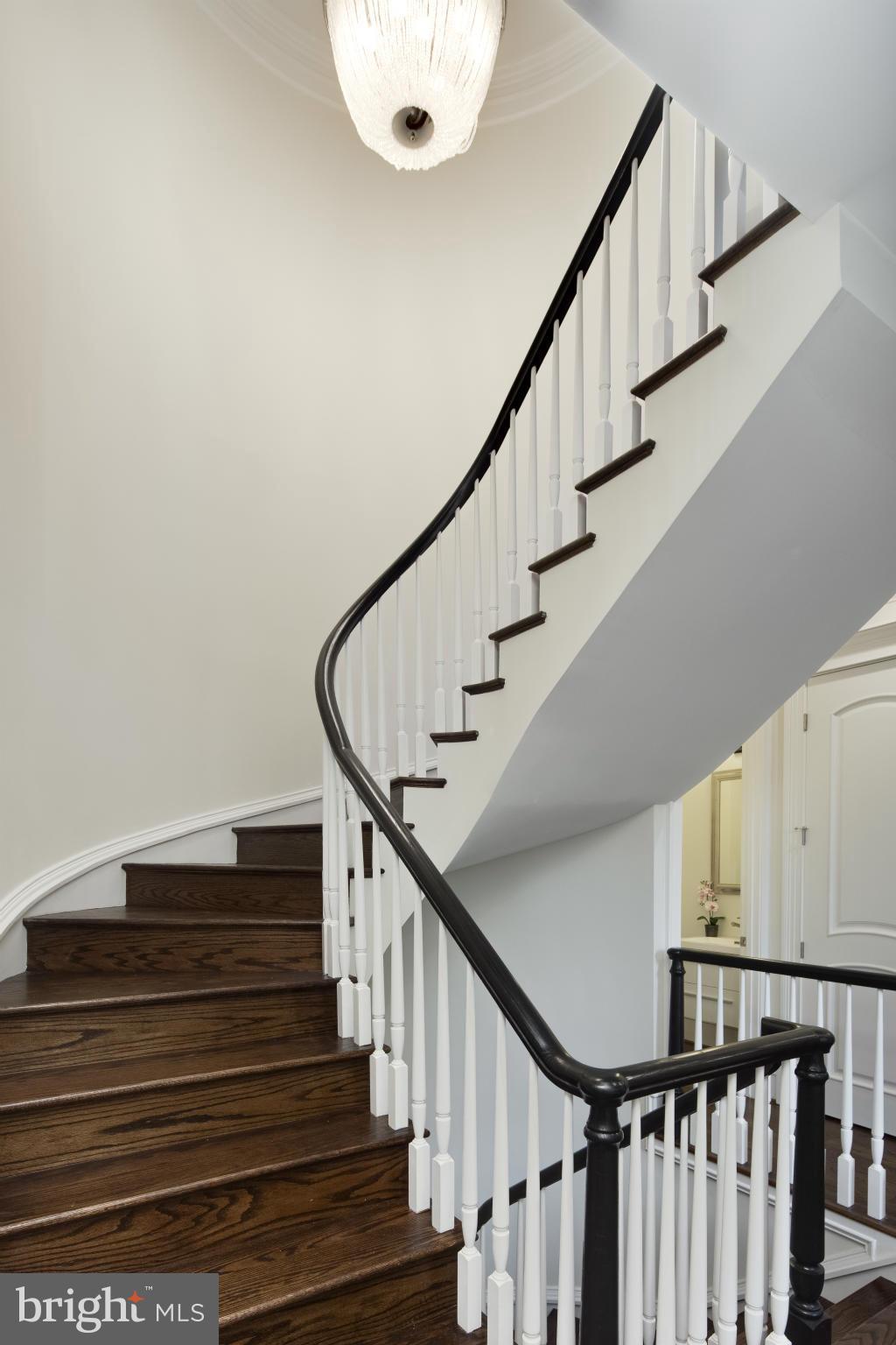 WESLEY HEIGHTS - Residential