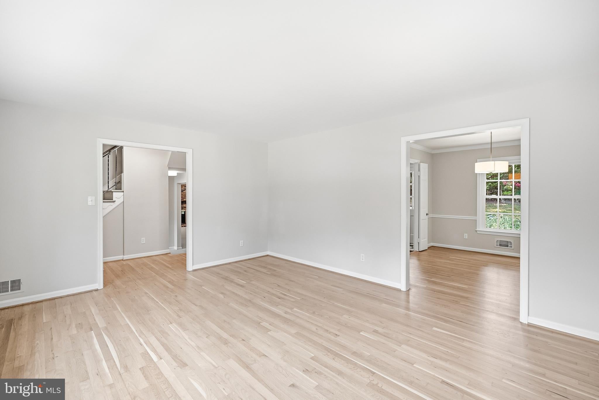 6 GENEVA MASON COURT