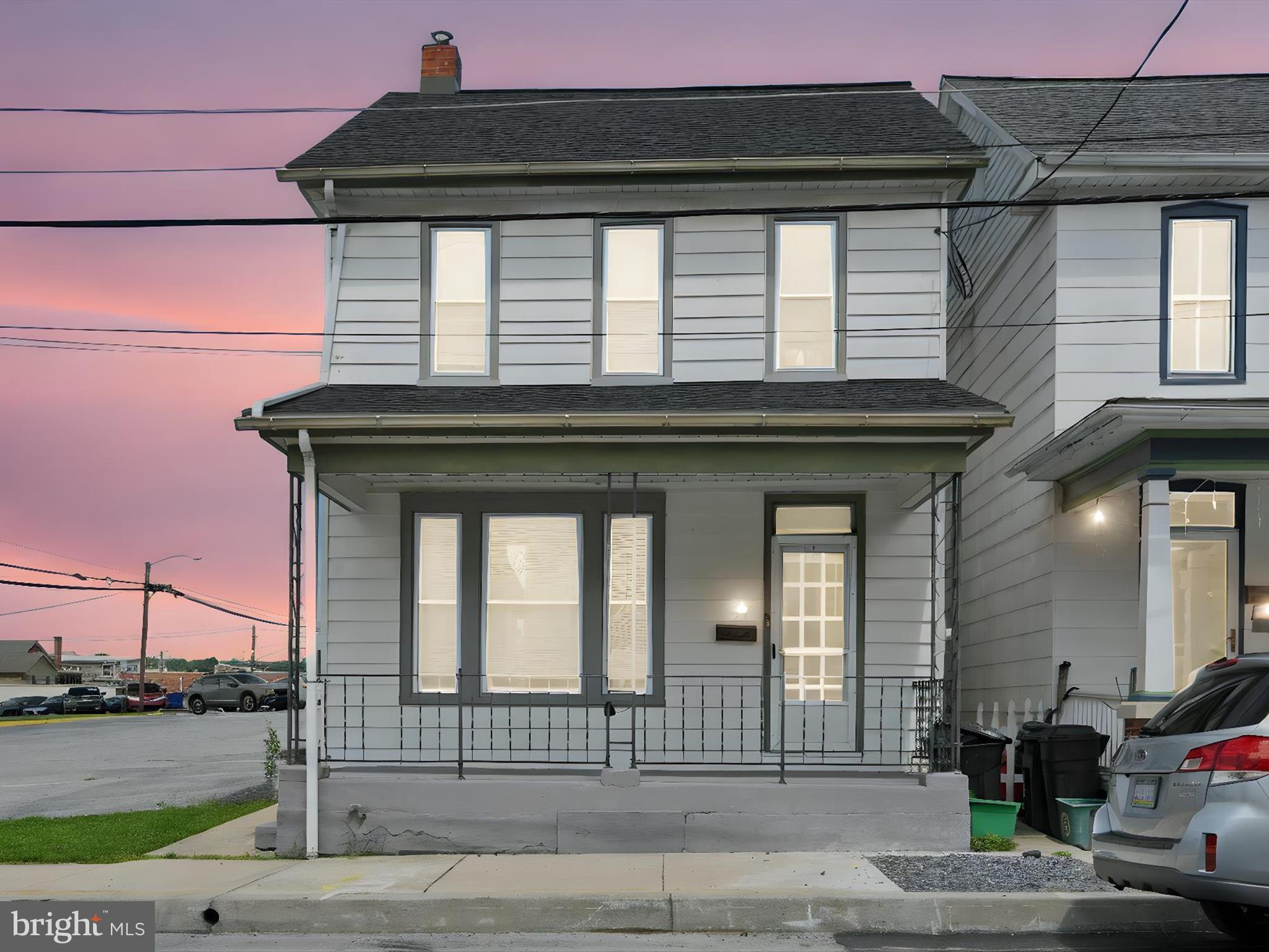 35 E WASHINGTON STREET