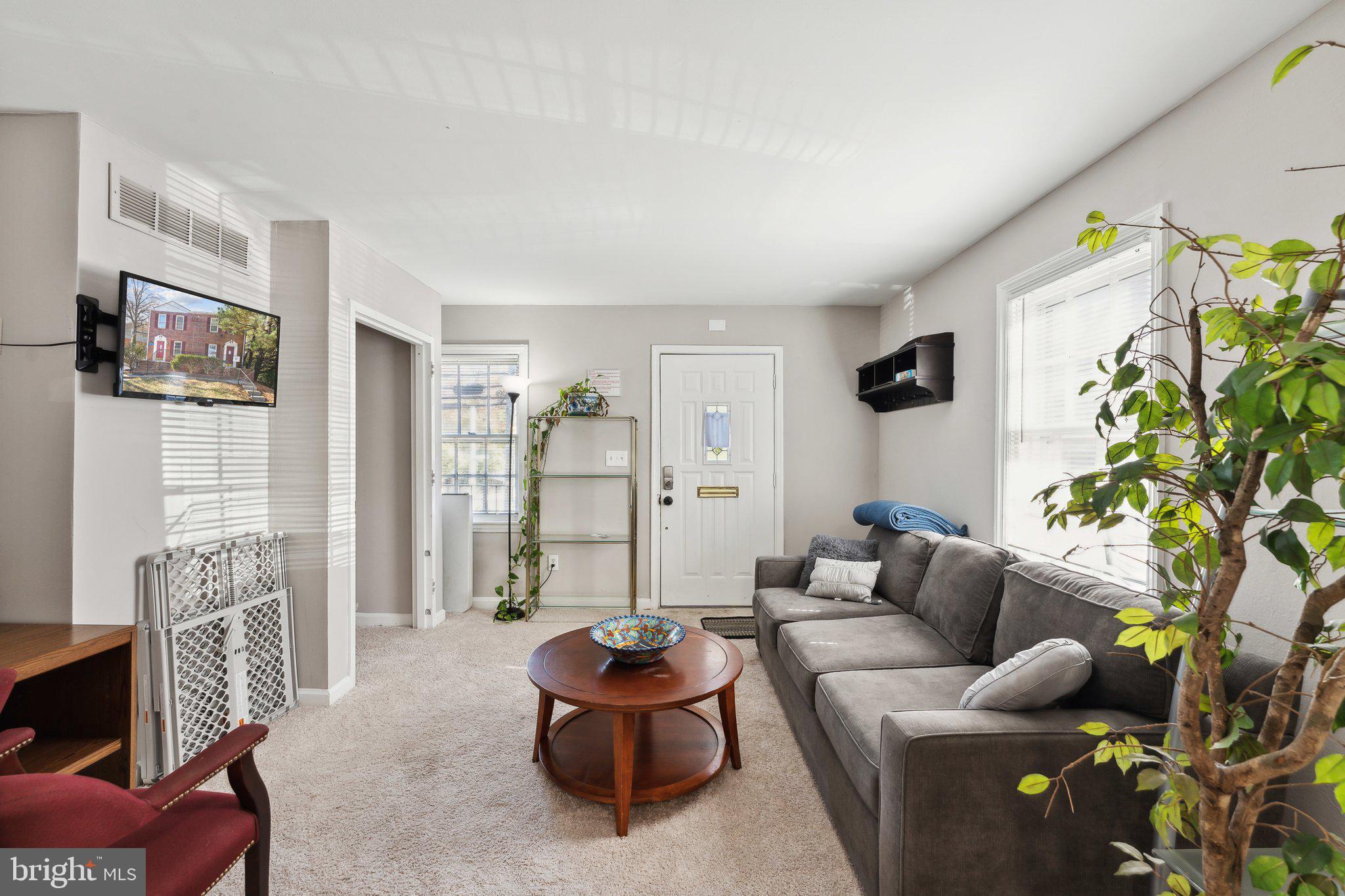 2401 HUNTINGTON AVENUE