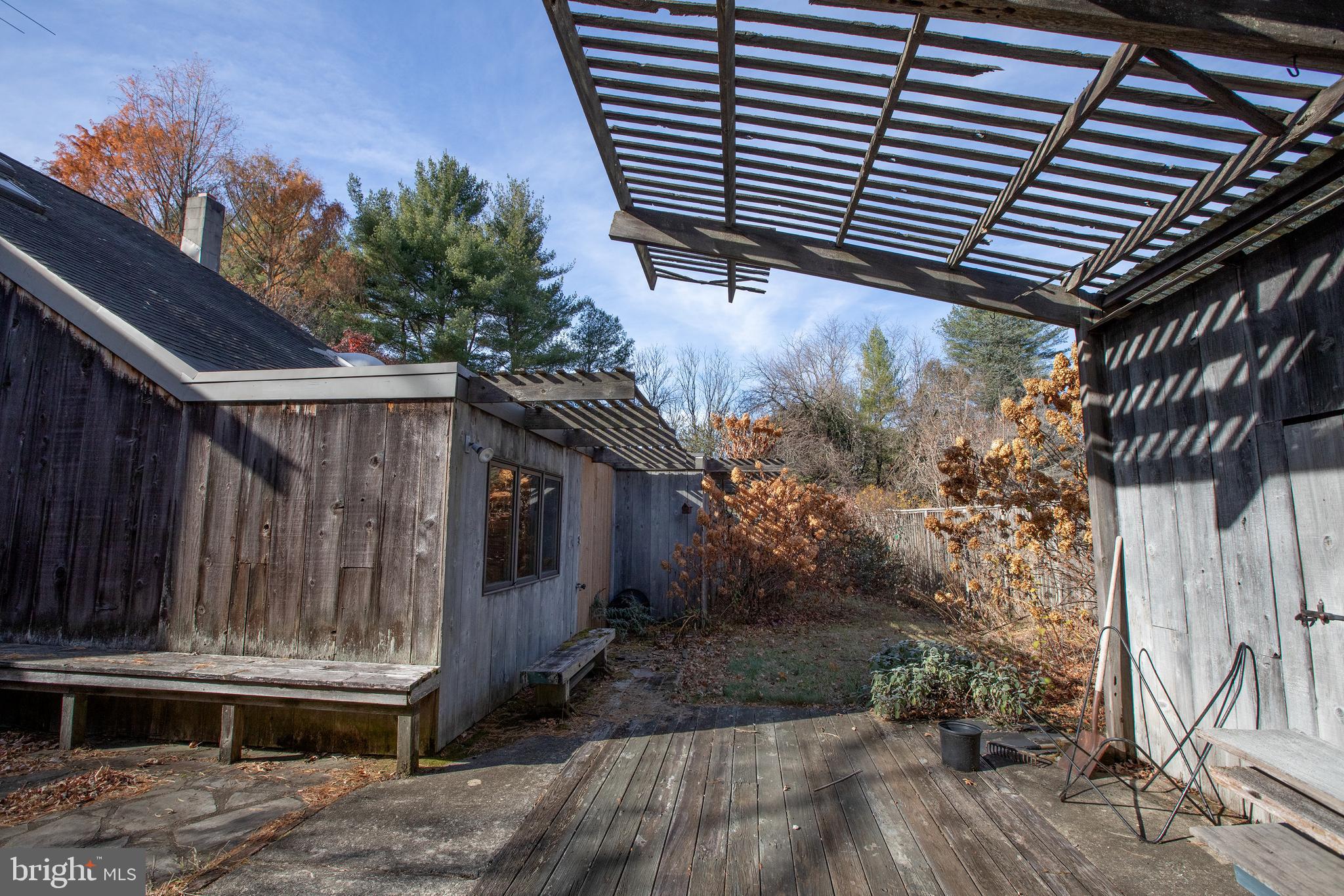 BOWMANS TOWER FARM - Residential