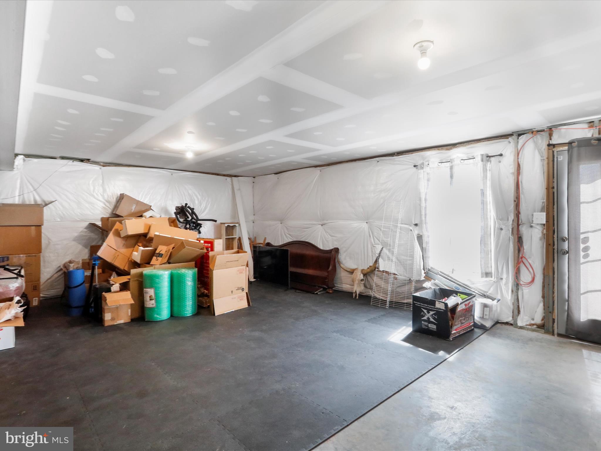 UPLAND ESTATES - Residential