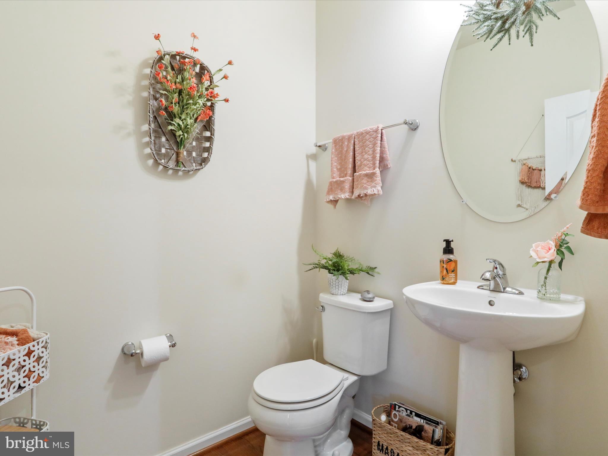 UPLAND ESTATES - Residential