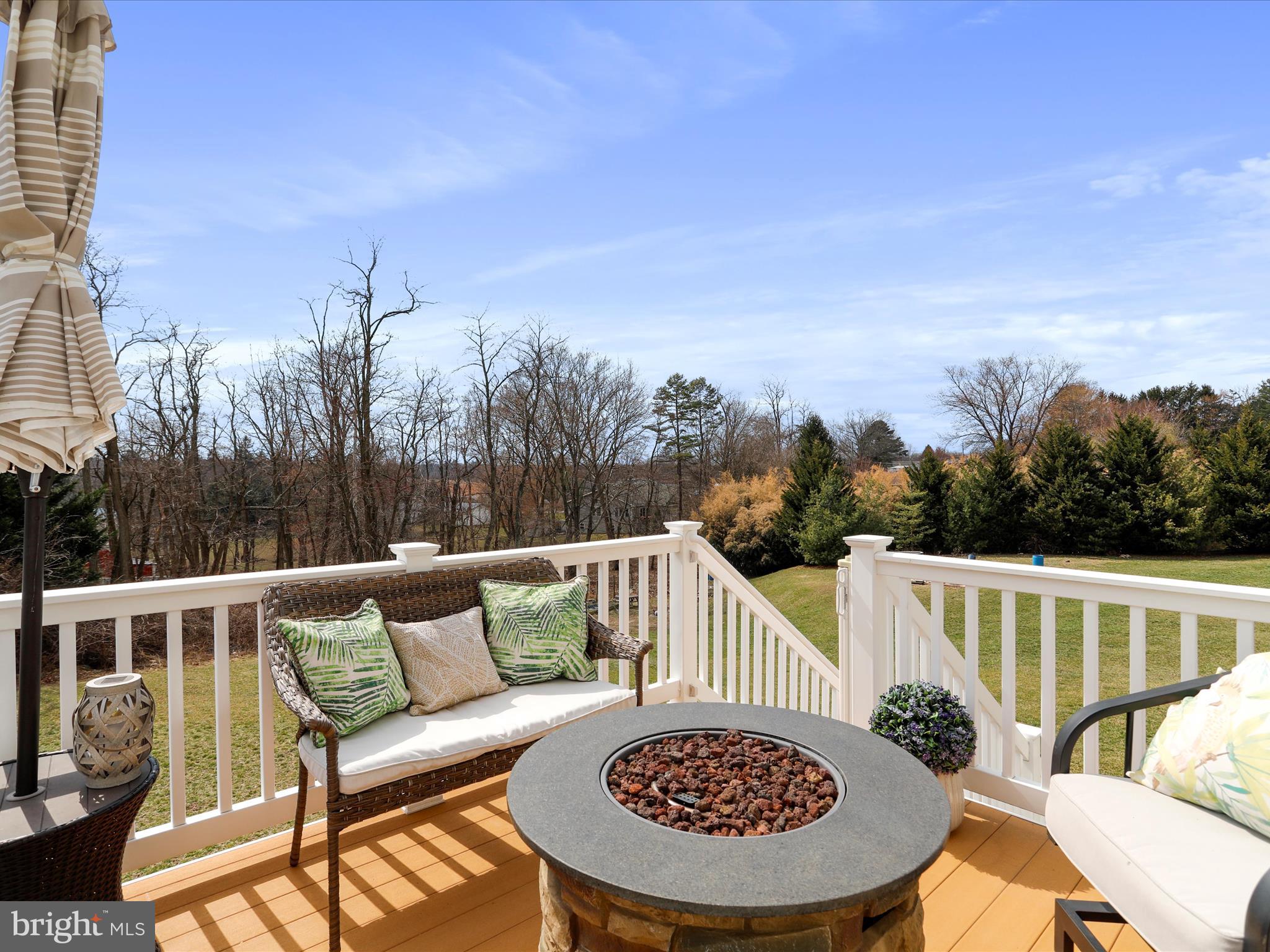 UPLAND ESTATES - Residential