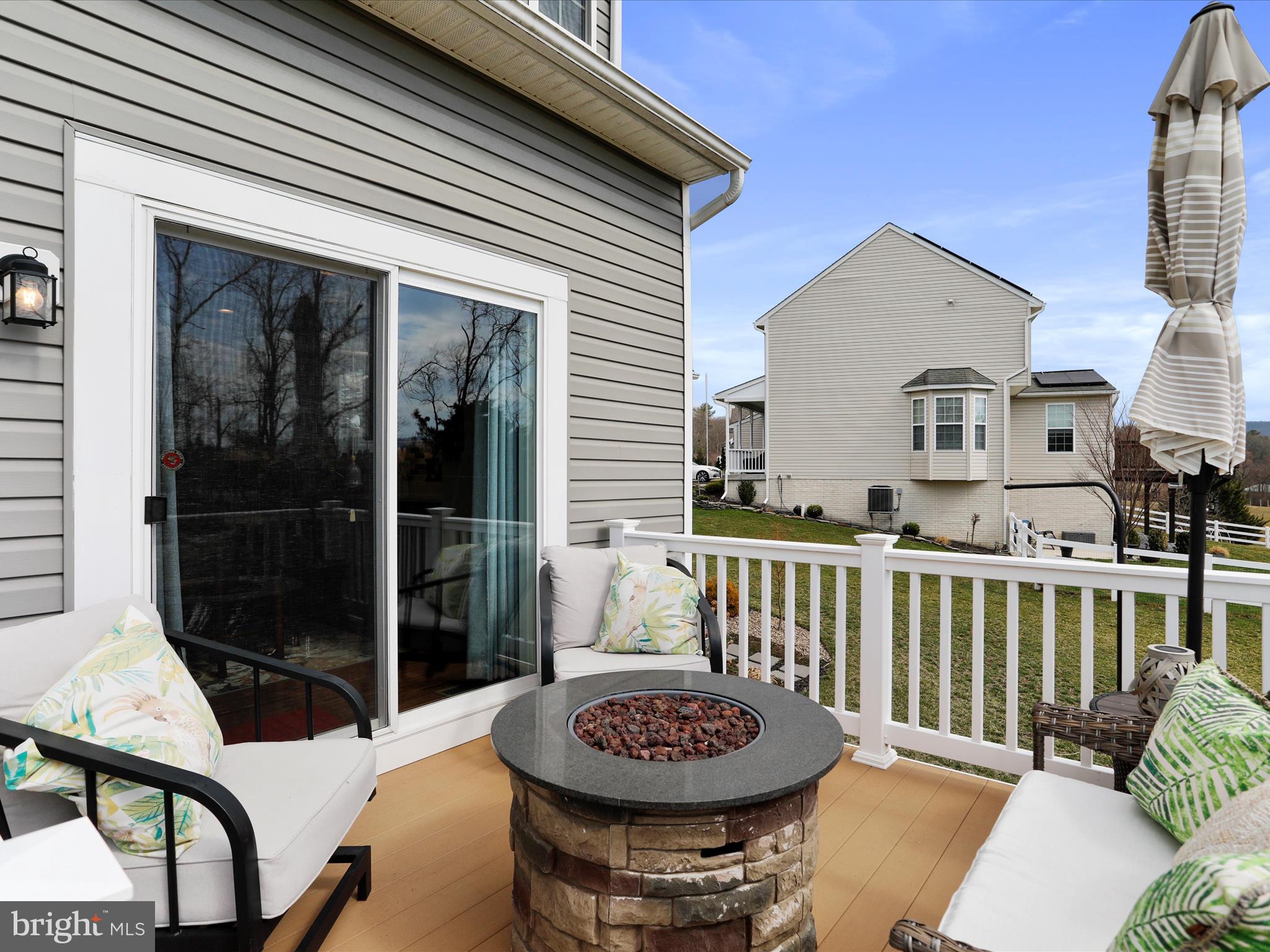 UPLAND ESTATES - Residential