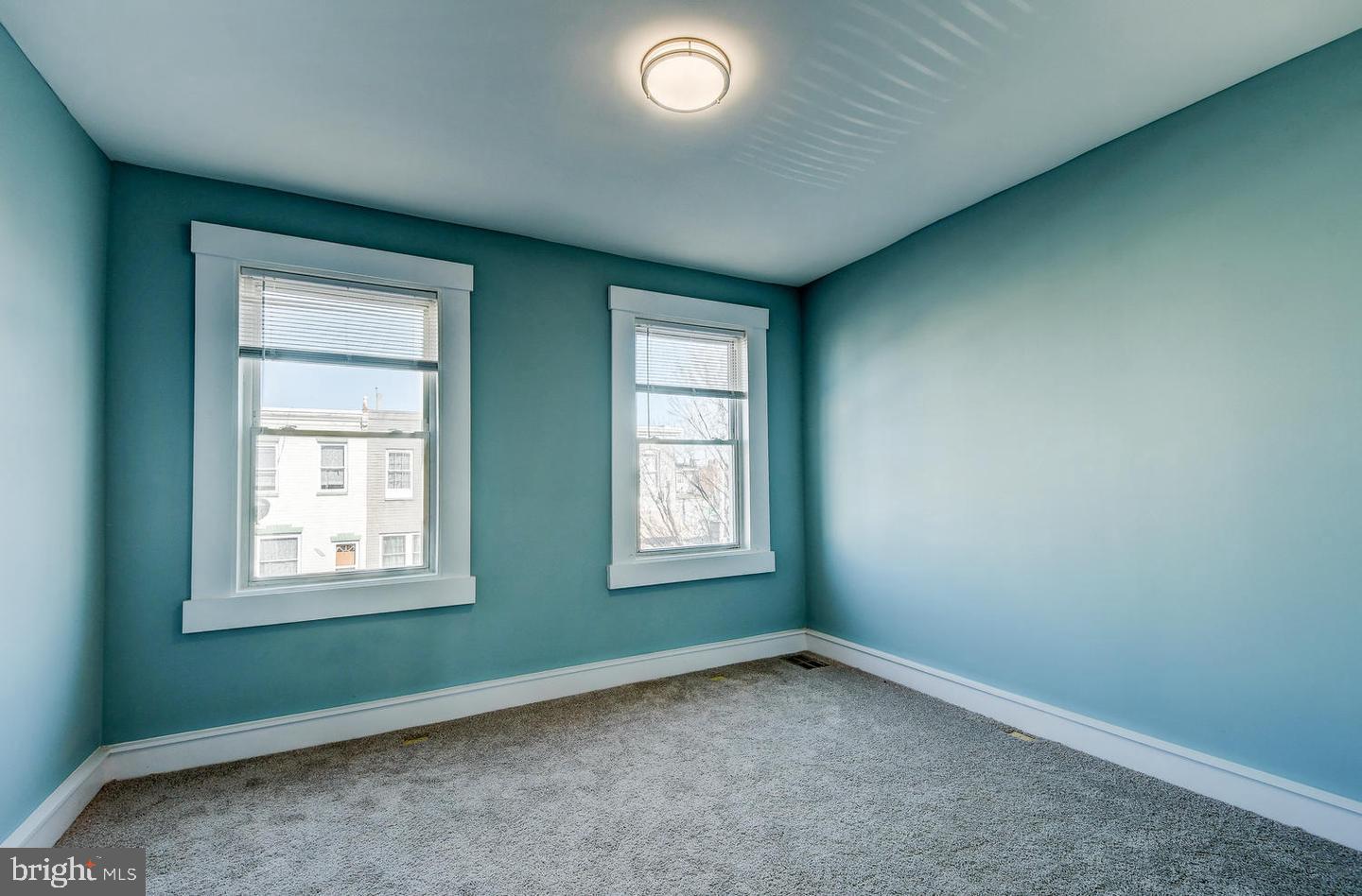 HIGHLANDTOWN - Residential Lease