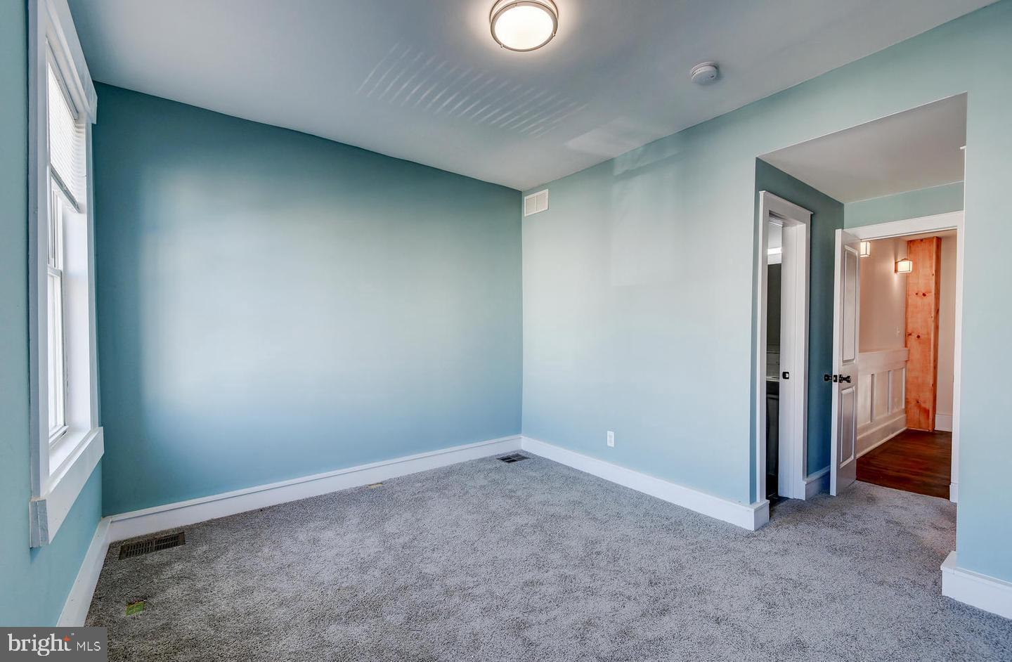 HIGHLANDTOWN - Residential Lease