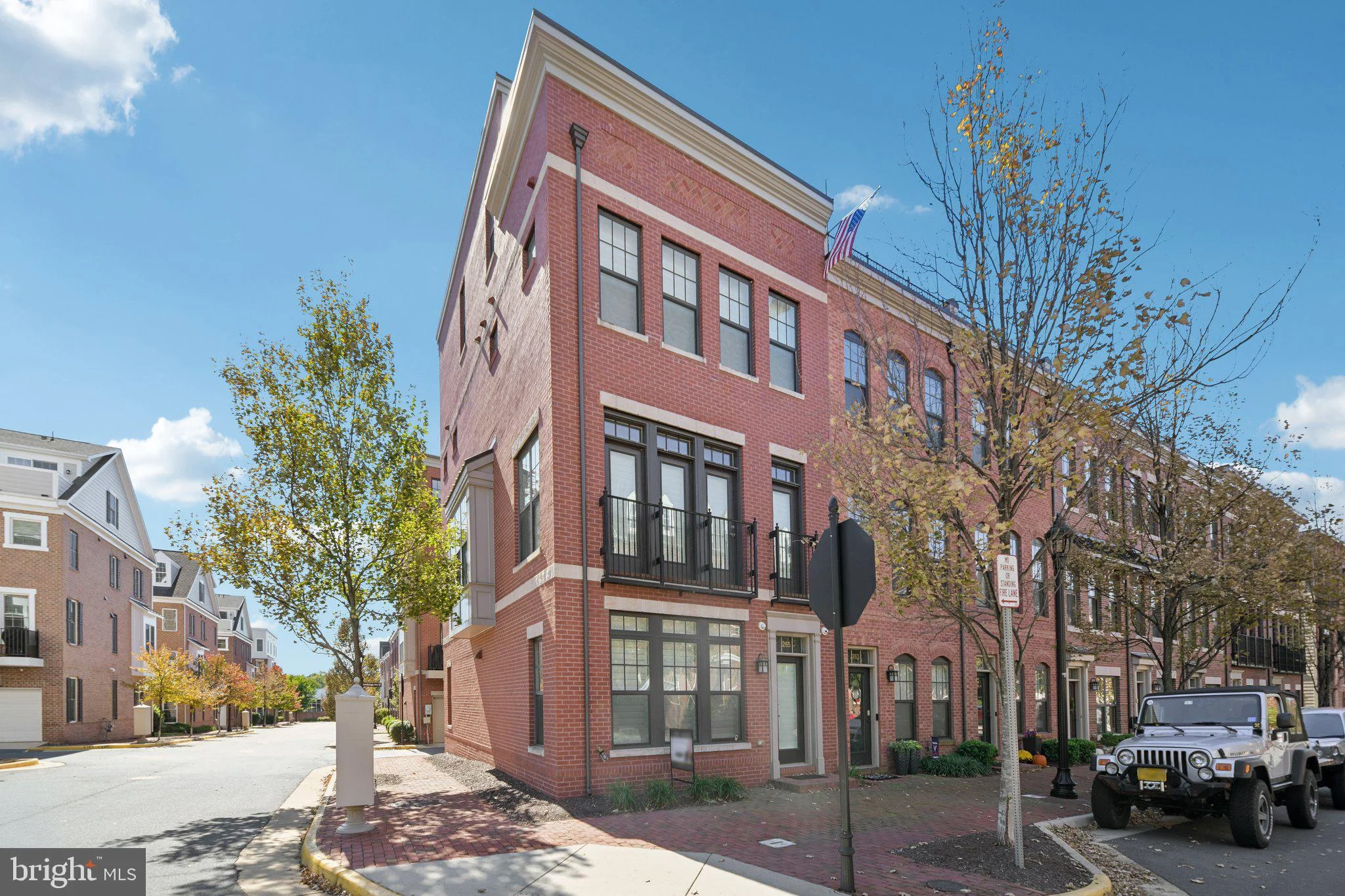 265 Crescent Station Terrace SE