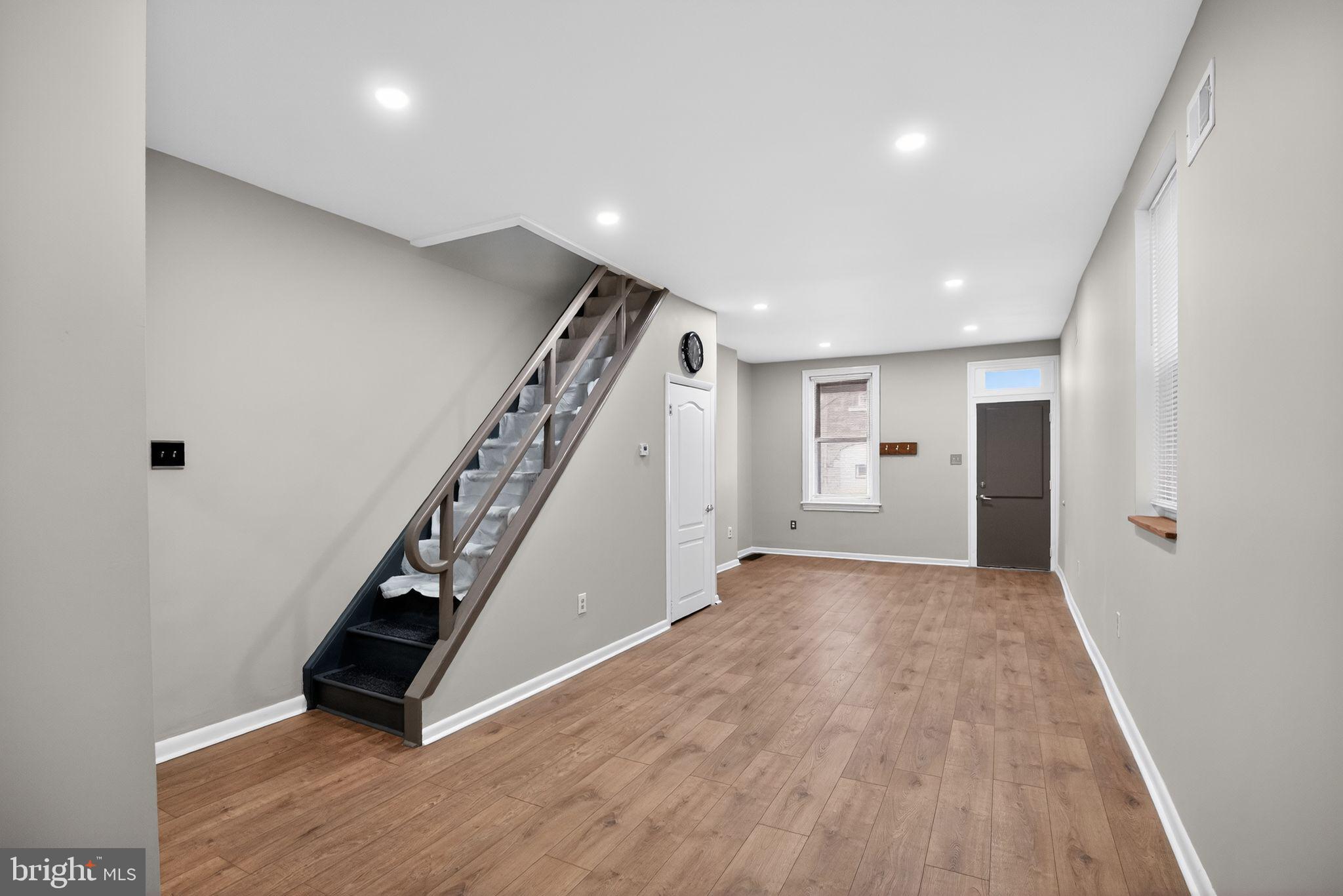 FRANKFORD - Residential