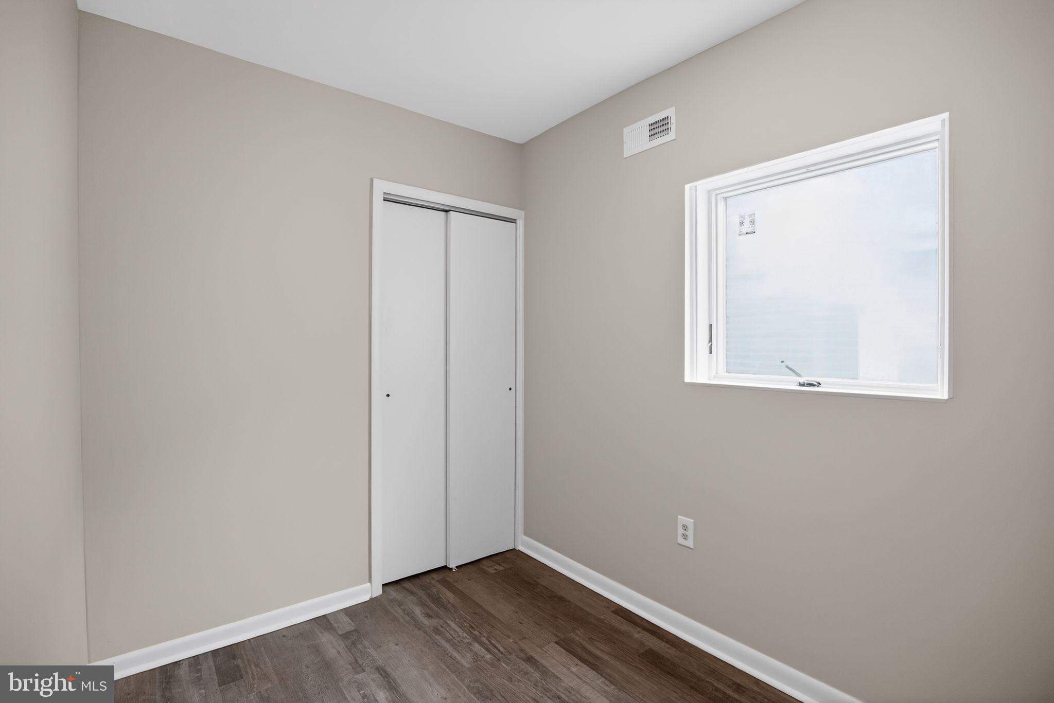 FRANKFORD - Residential