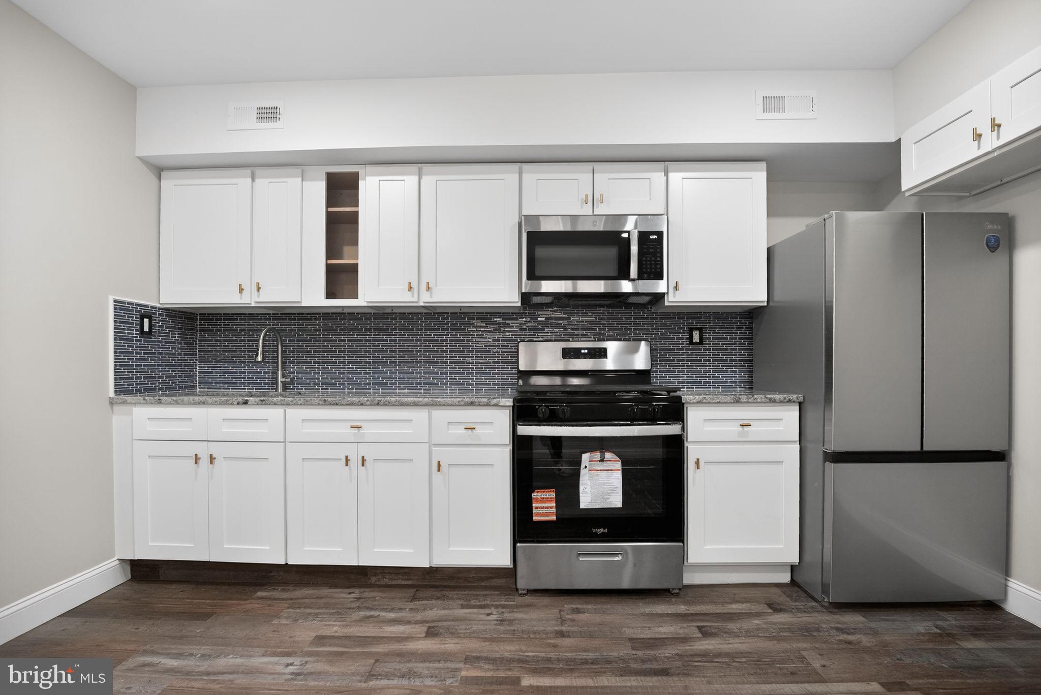 FRANKFORD - Residential