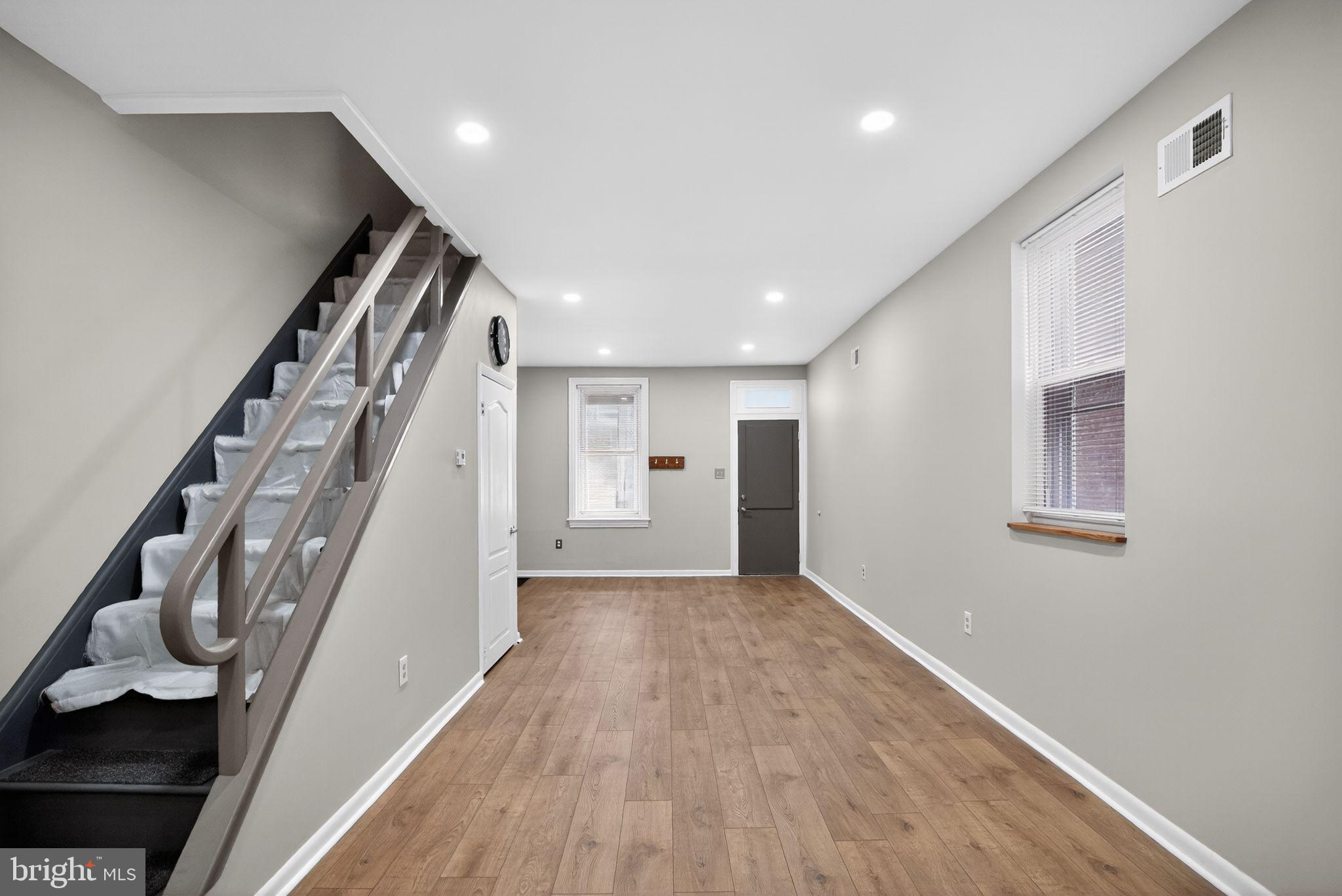 FRANKFORD - Residential