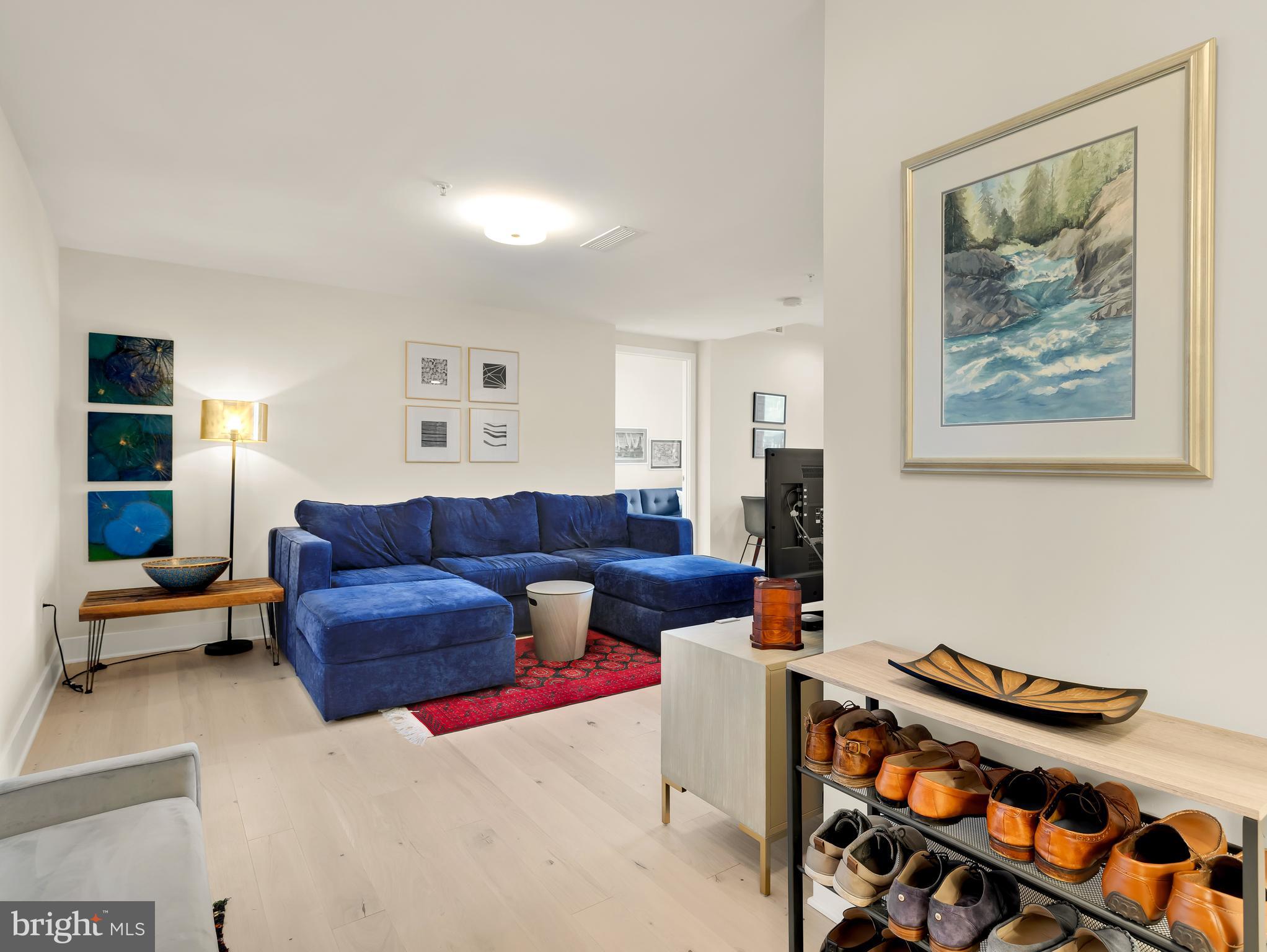 1211 VAN STREET SE 501