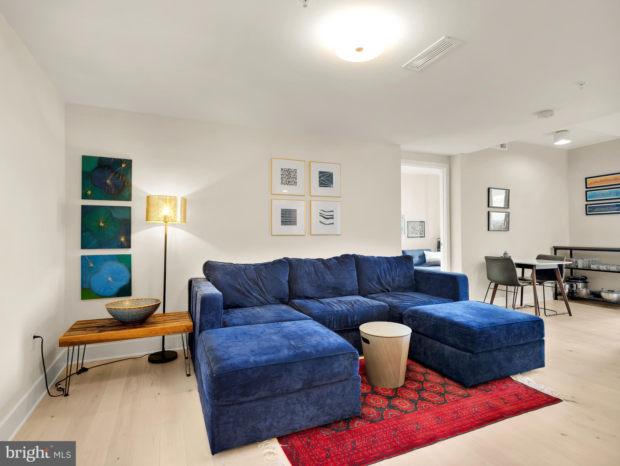1211 VAN STREET SE 501