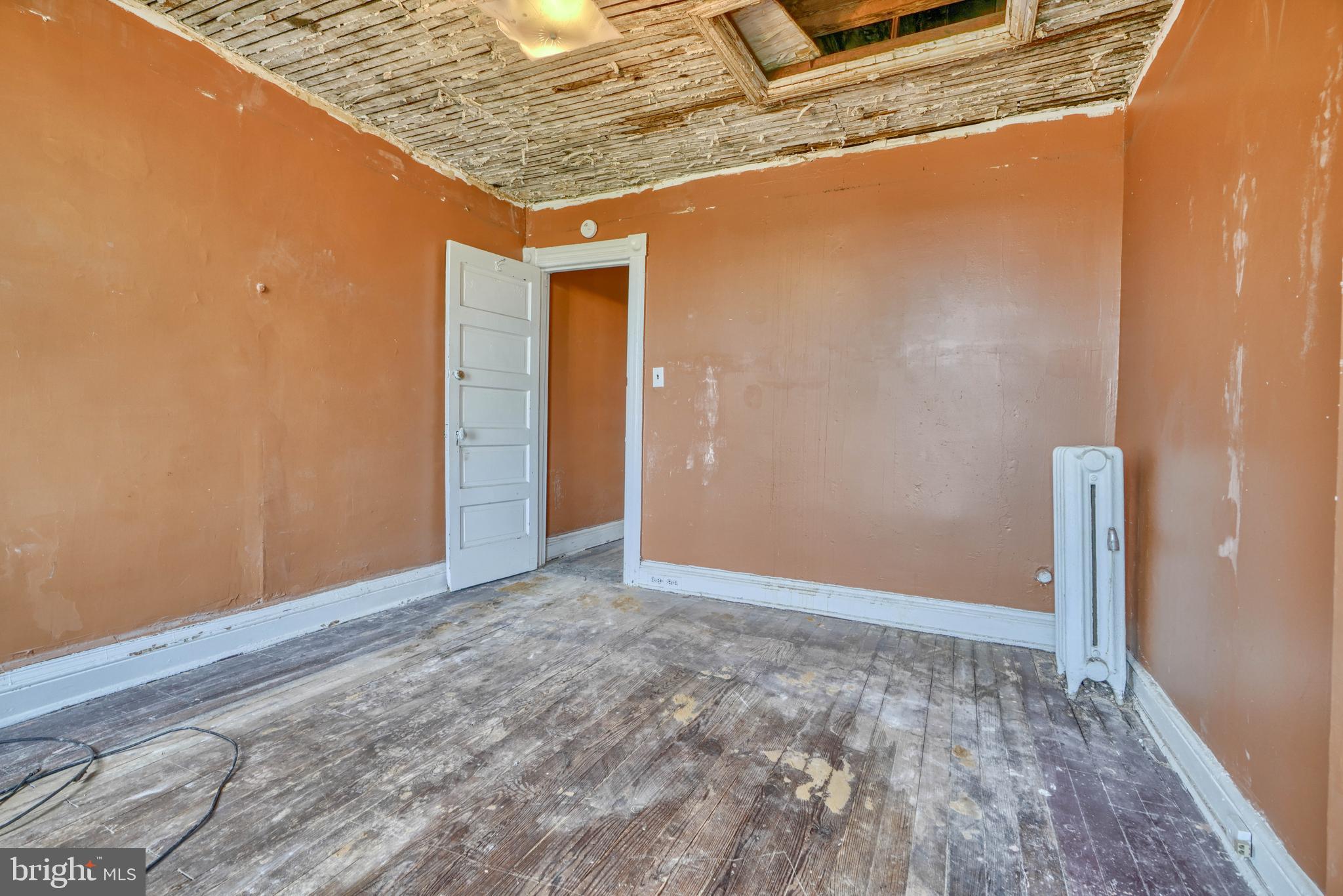 EAST BALTIMORE MIDWAY - Residential