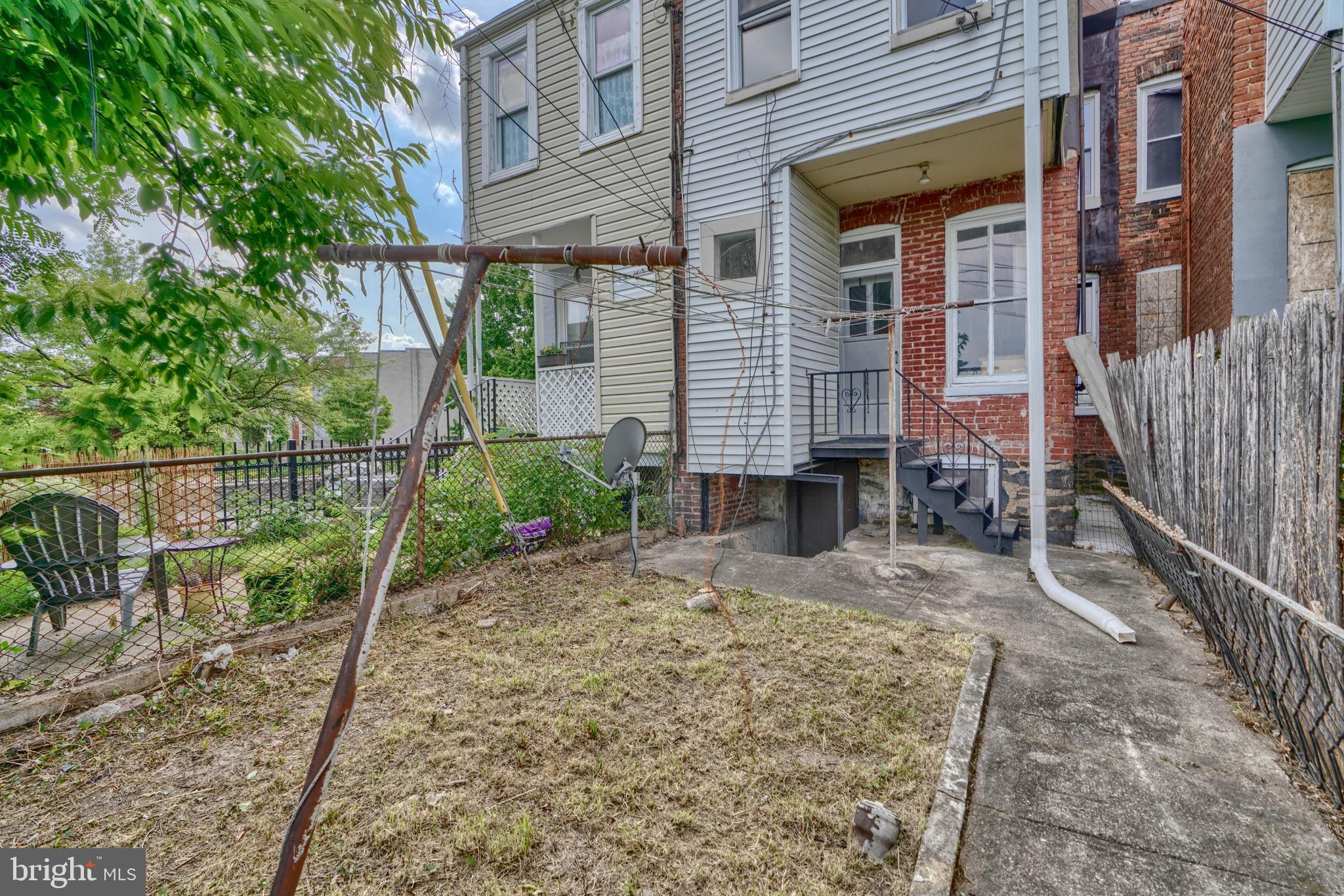 EAST BALTIMORE MIDWAY - Residential