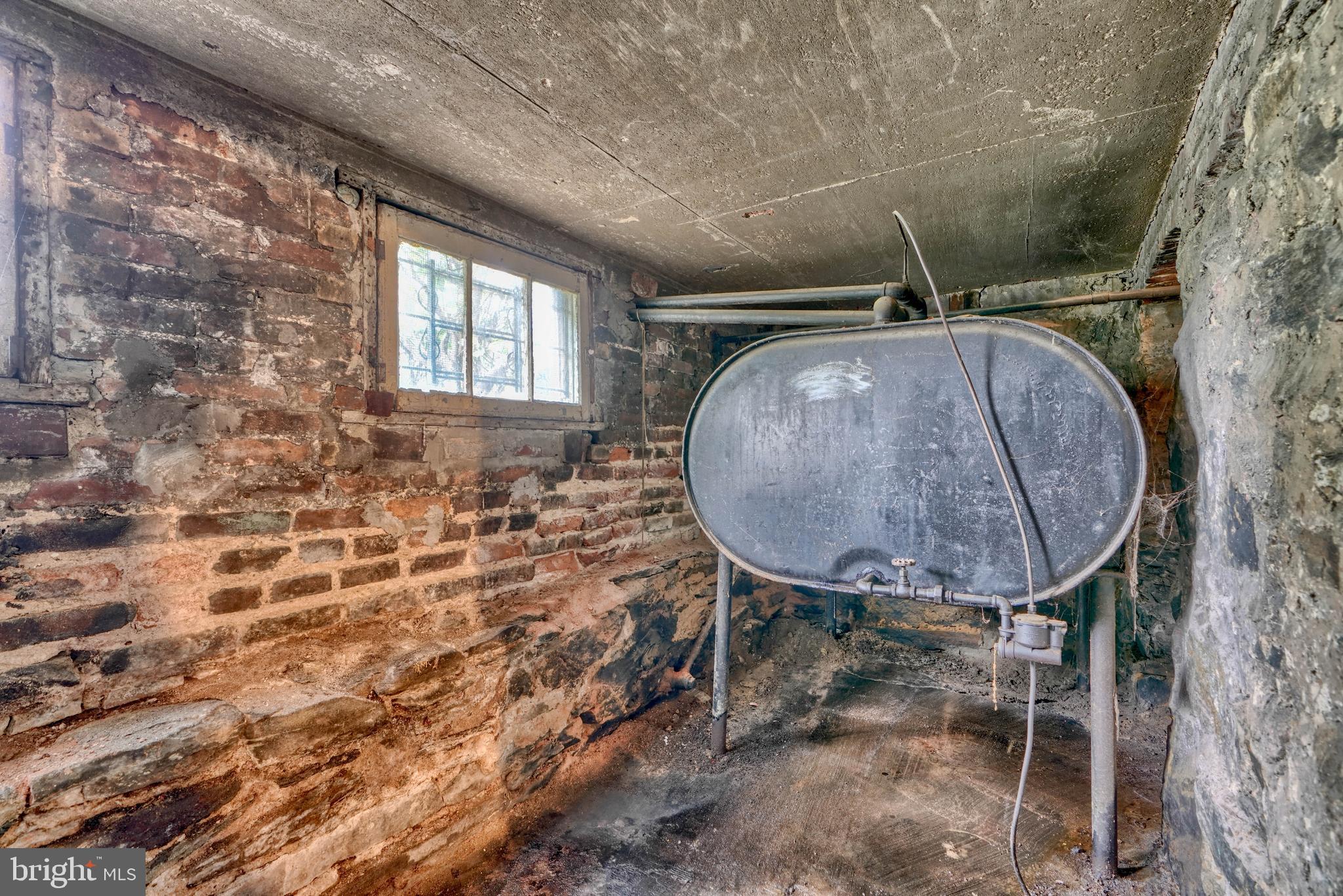 EAST BALTIMORE MIDWAY - Residential