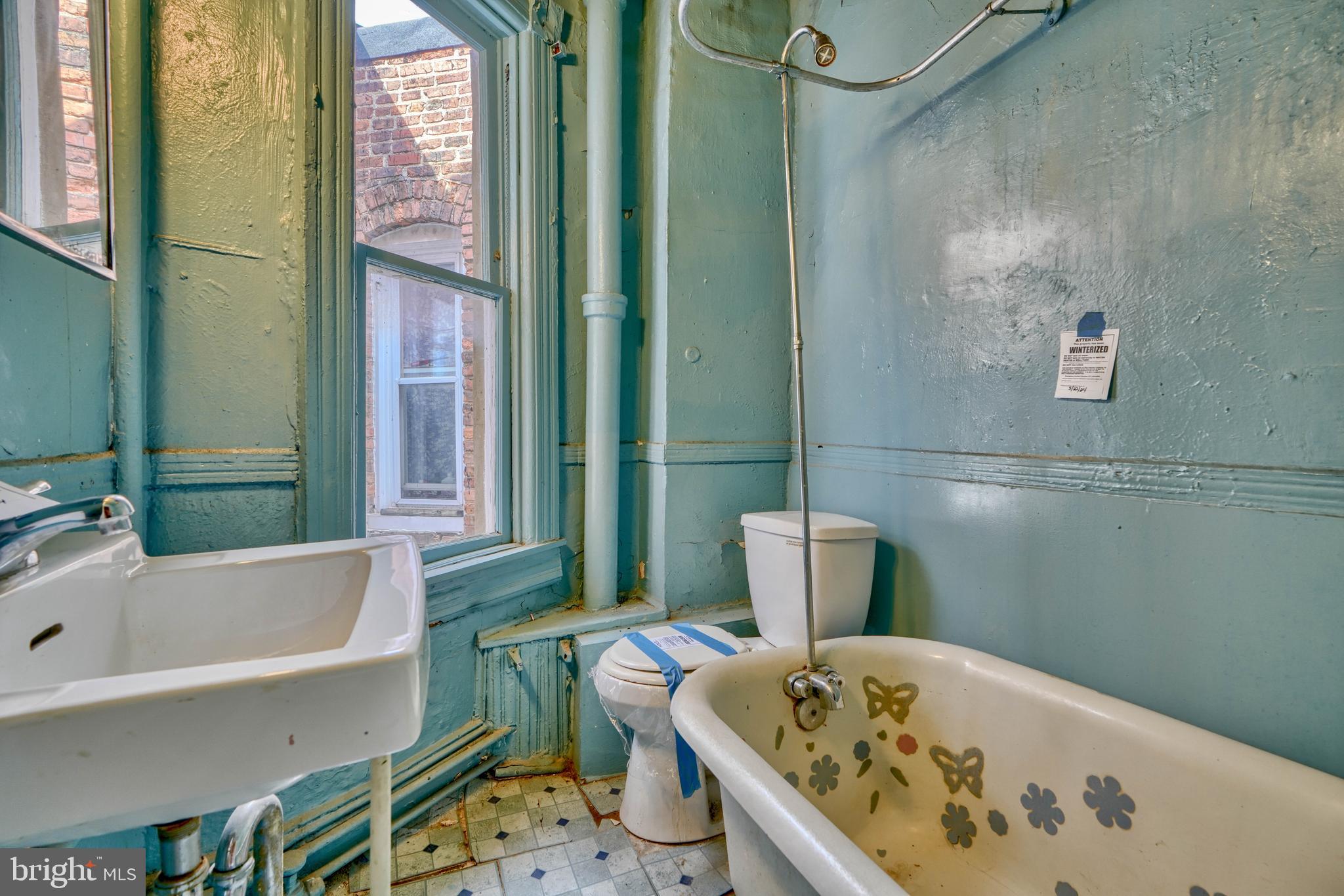 EAST BALTIMORE MIDWAY - Residential