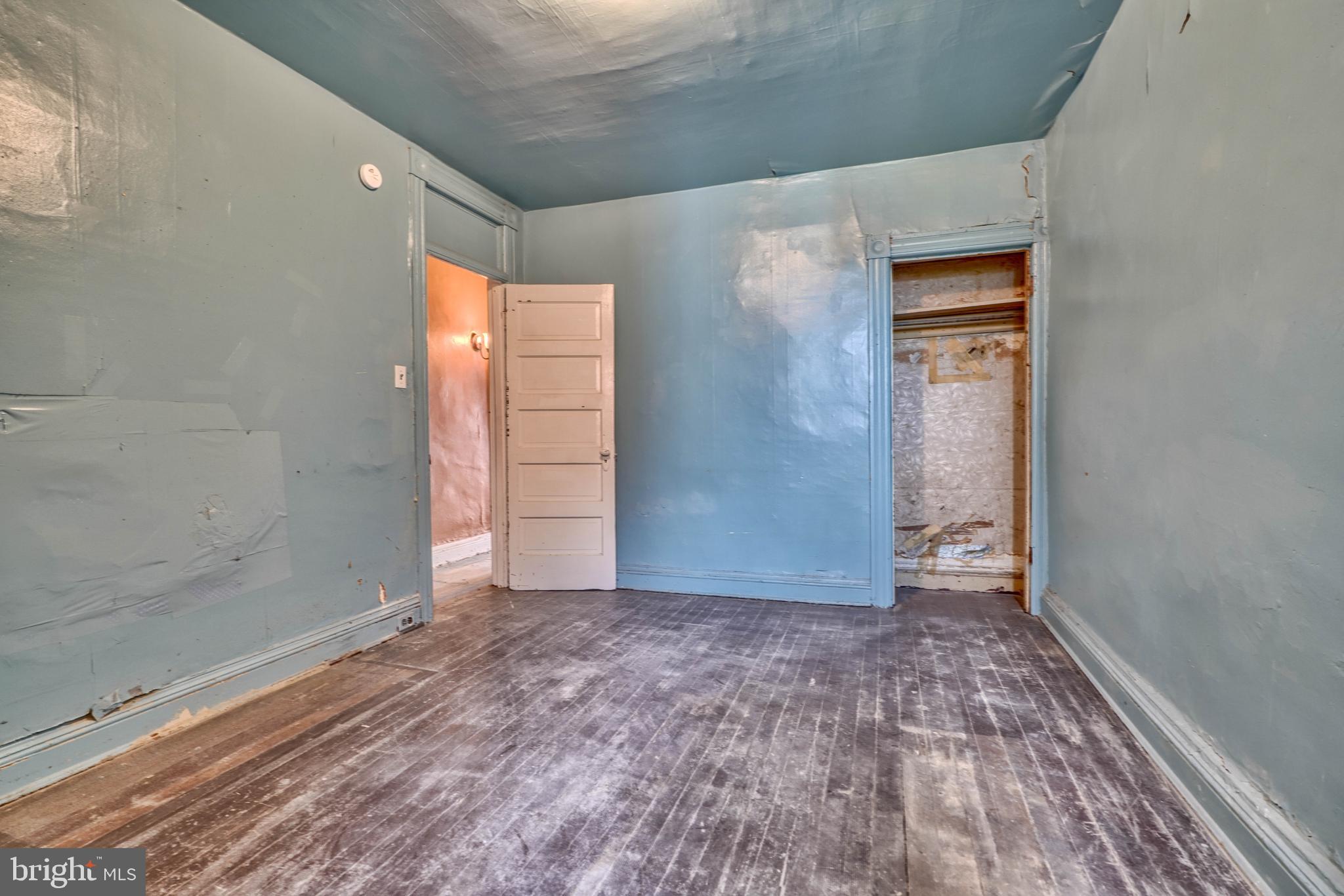 EAST BALTIMORE MIDWAY - Residential