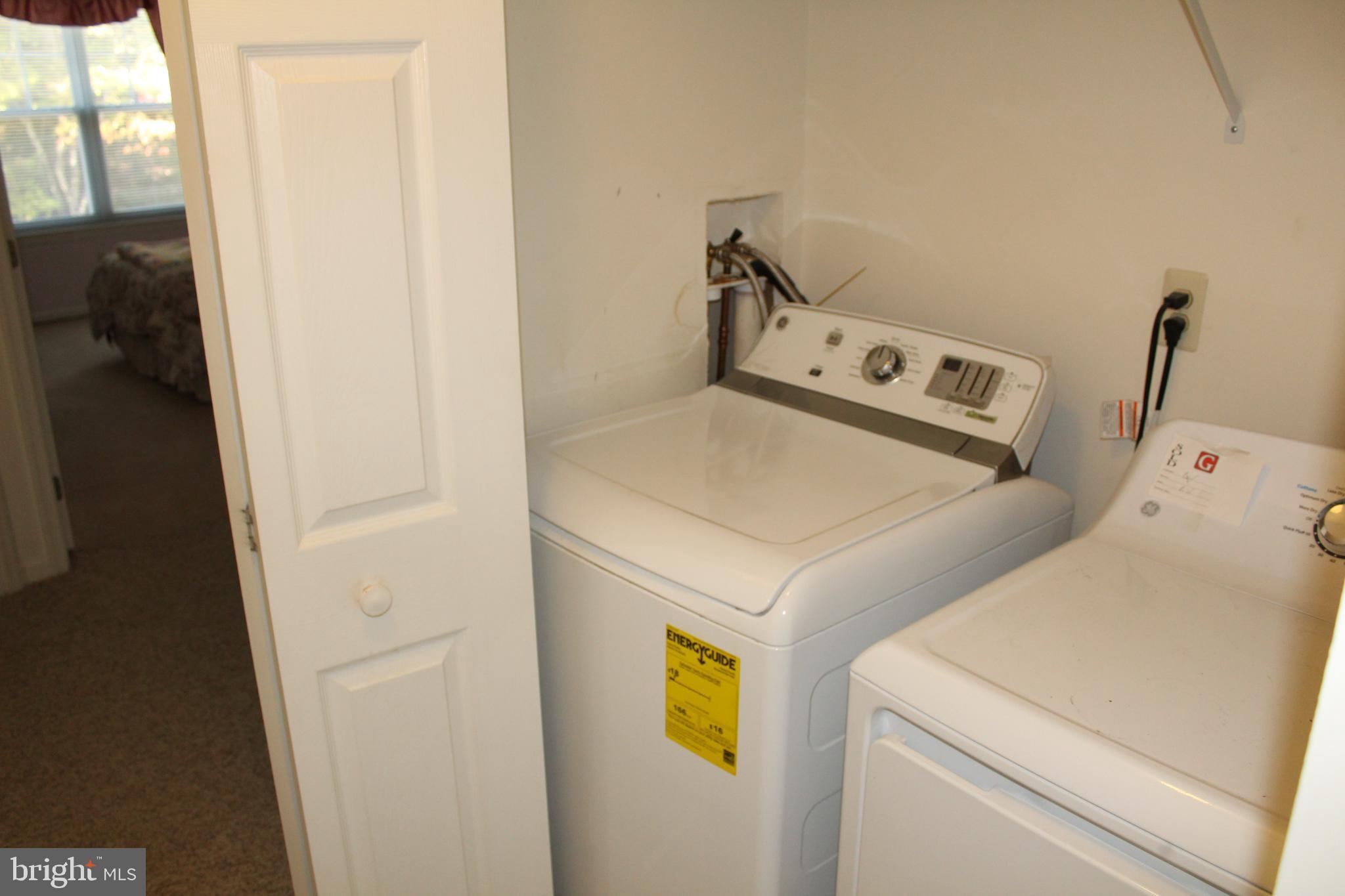 CHARLESTOWN OAKS - Residential