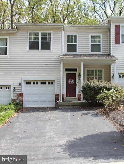 Townhouse For Sale - 105 Yorktown Court<br/> MALVERN, PA 19355