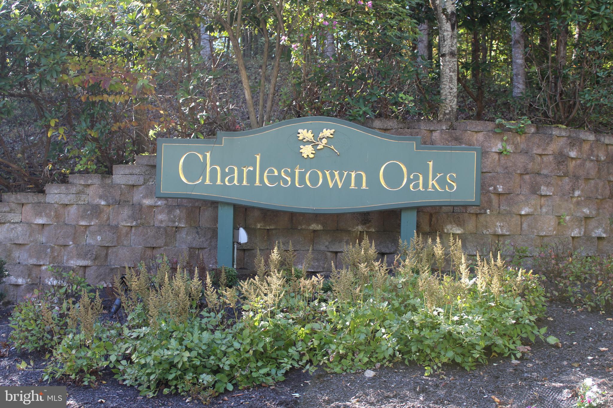 CHARLESTOWN OAKS - Residential