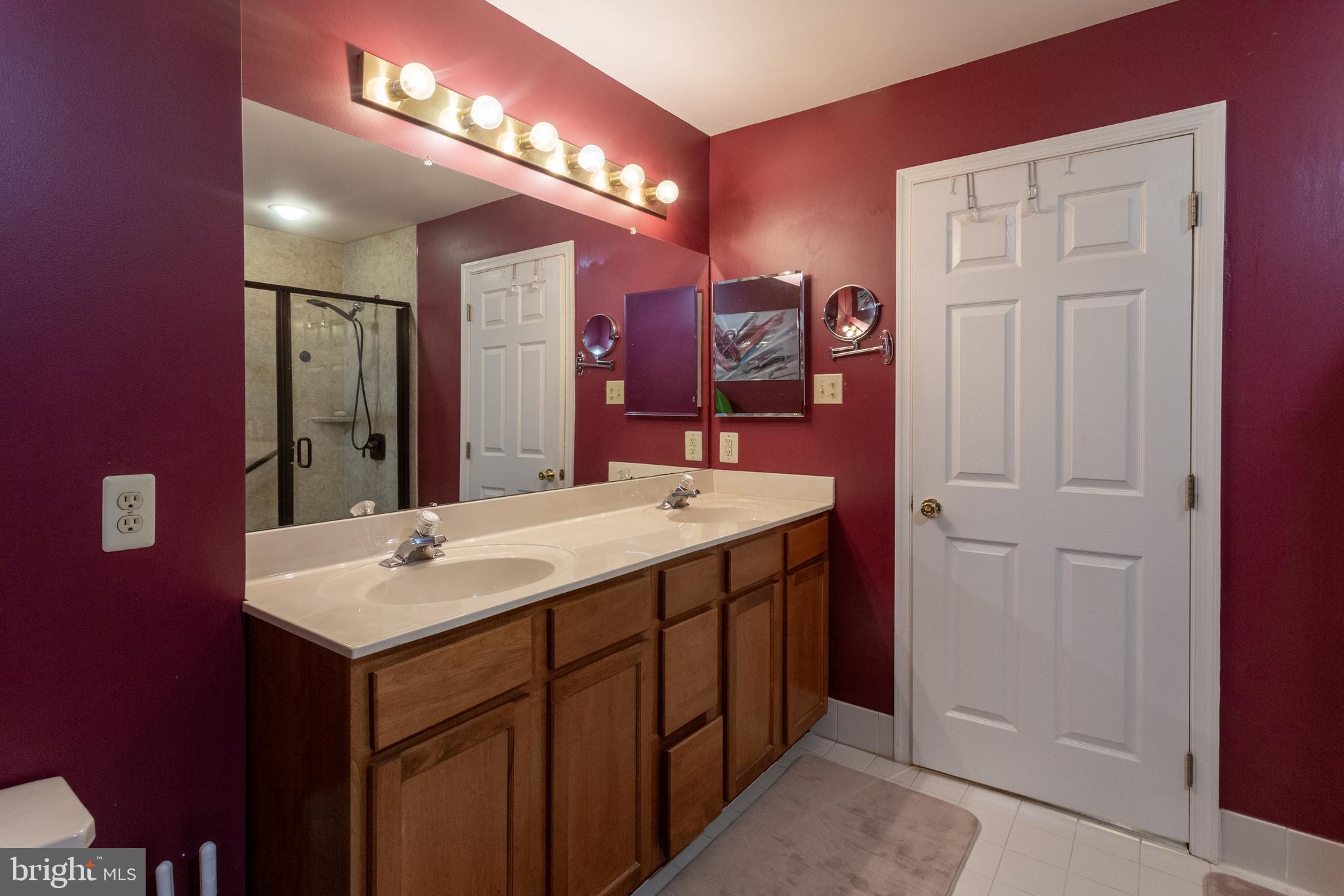 CHARLESTOWN OAKS - Residential