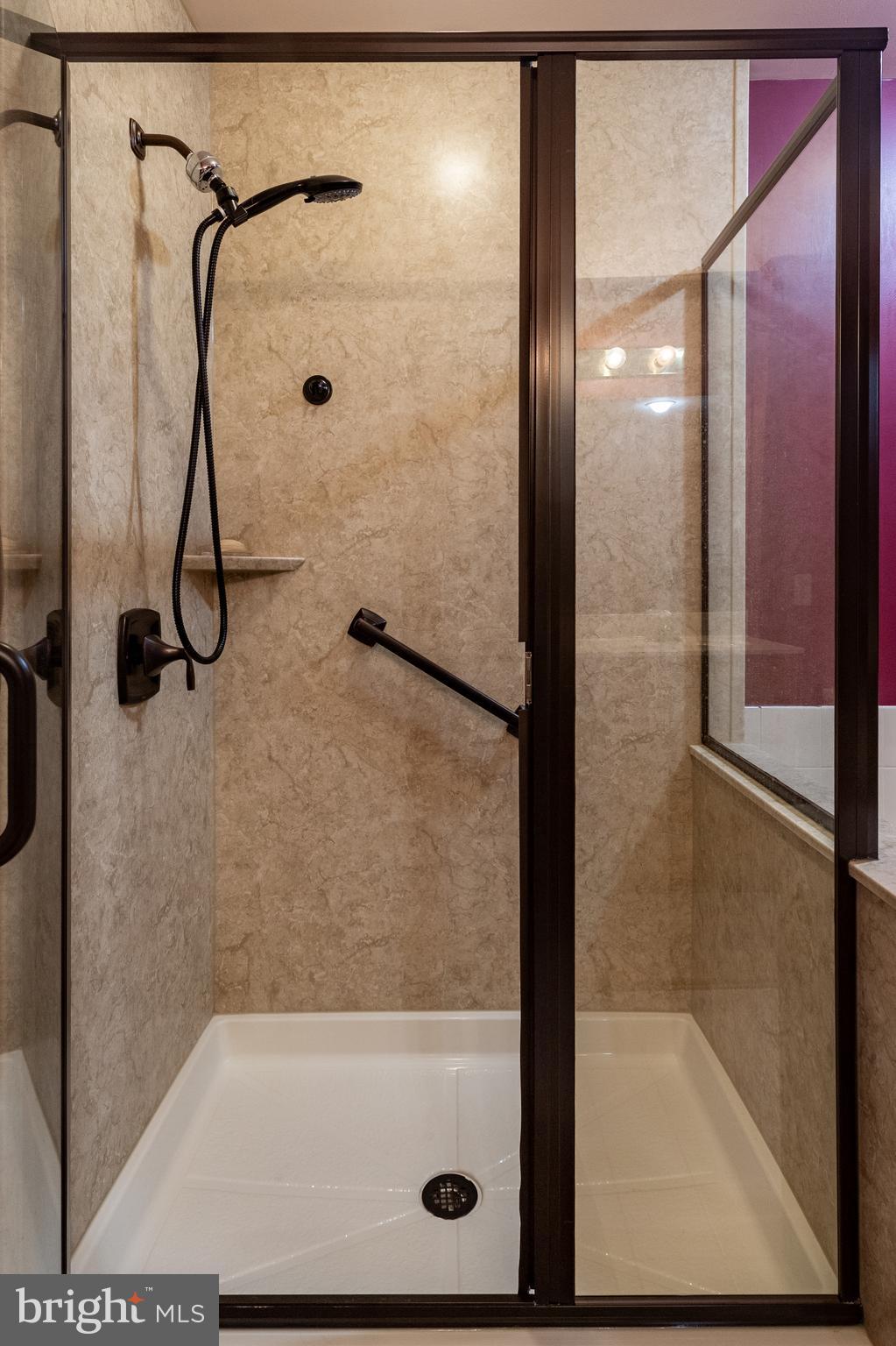 CHARLESTOWN OAKS - Residential