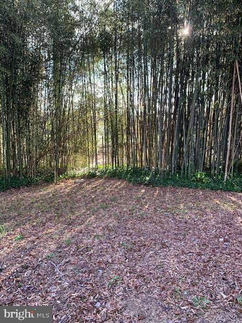 HOLLIN HILLS - Residential Lease