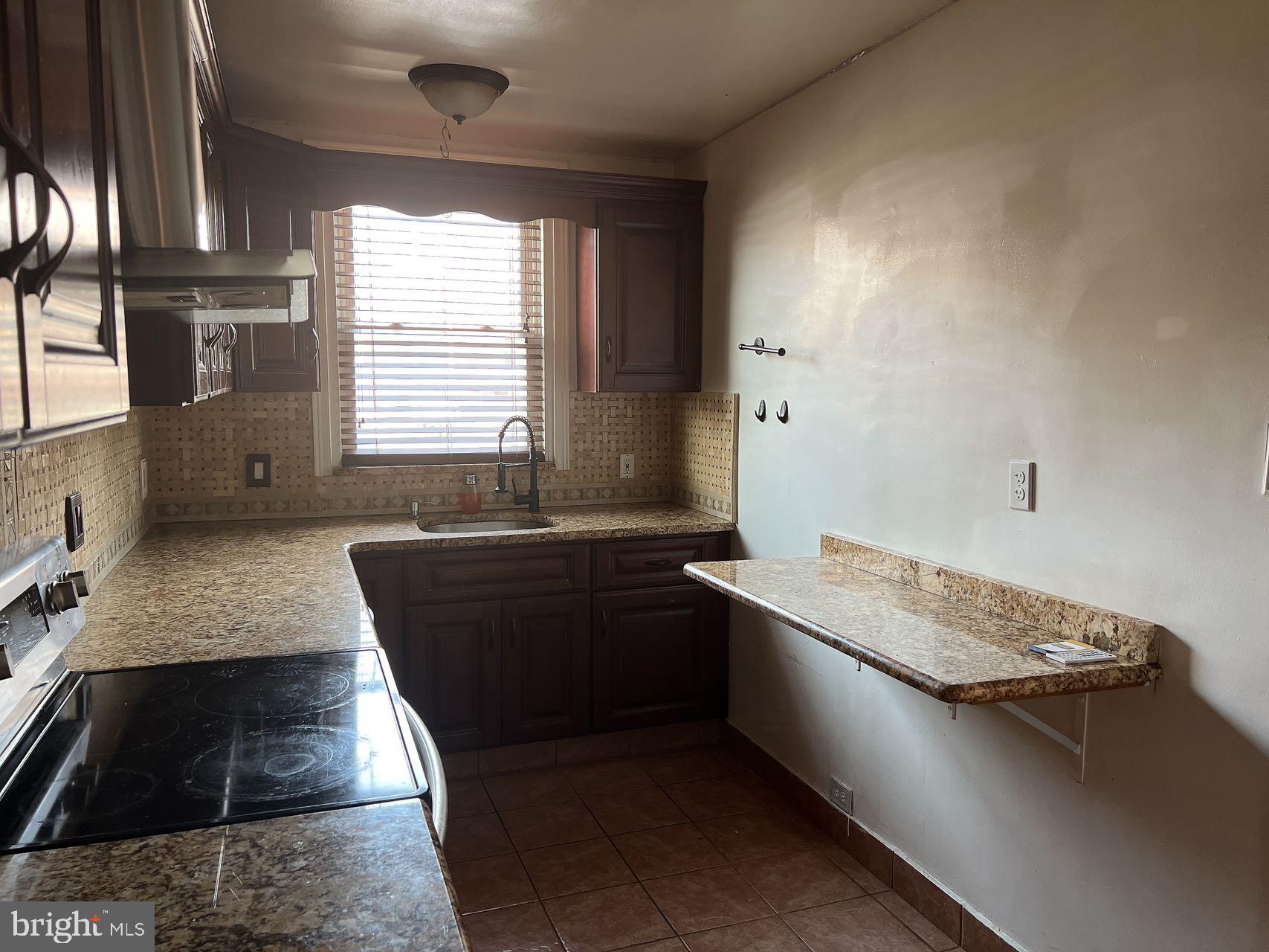 MAYFAIR - Residential