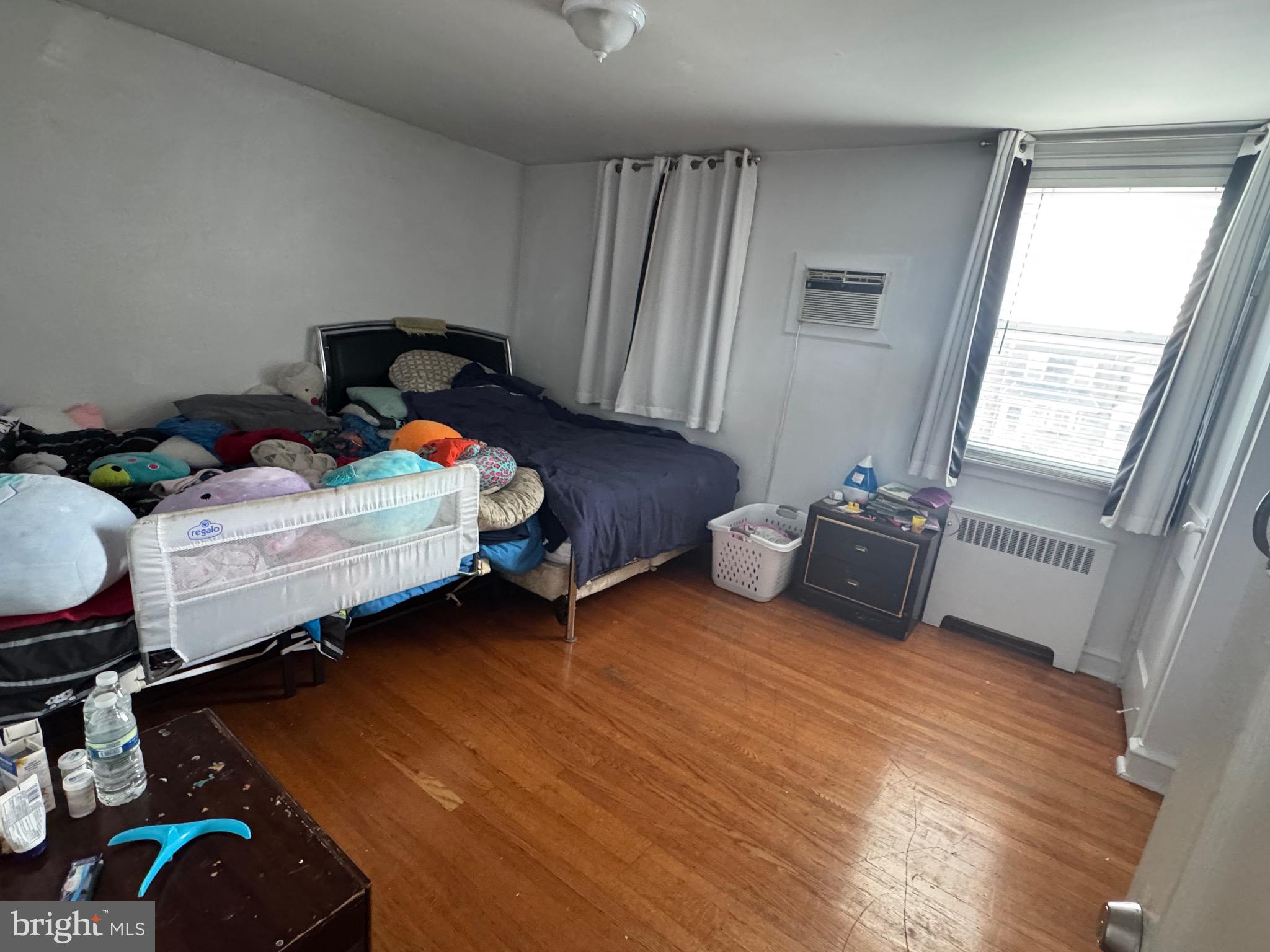 MAYFAIR - Residential