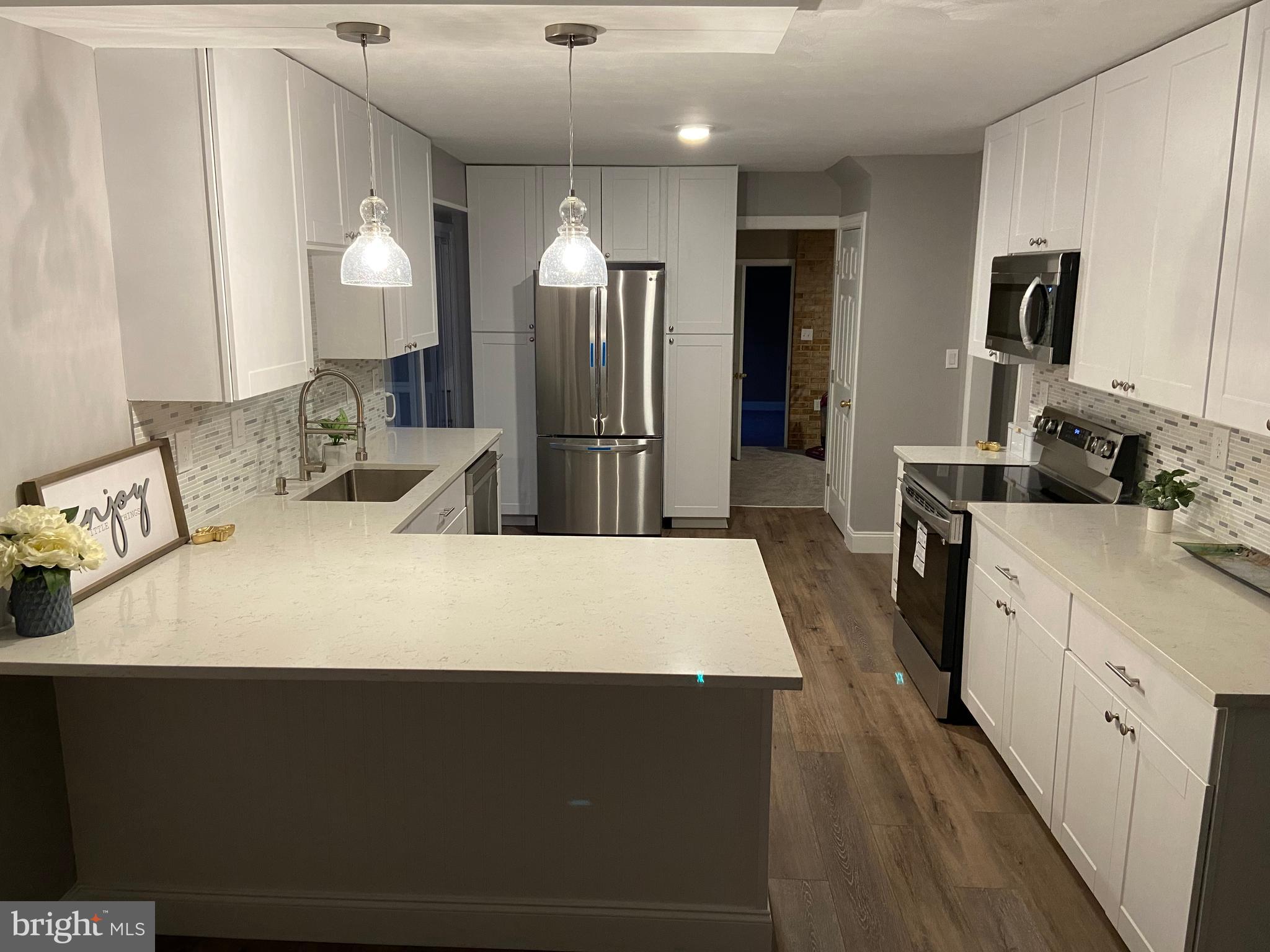 CAPE ST CLAIRE - Residential