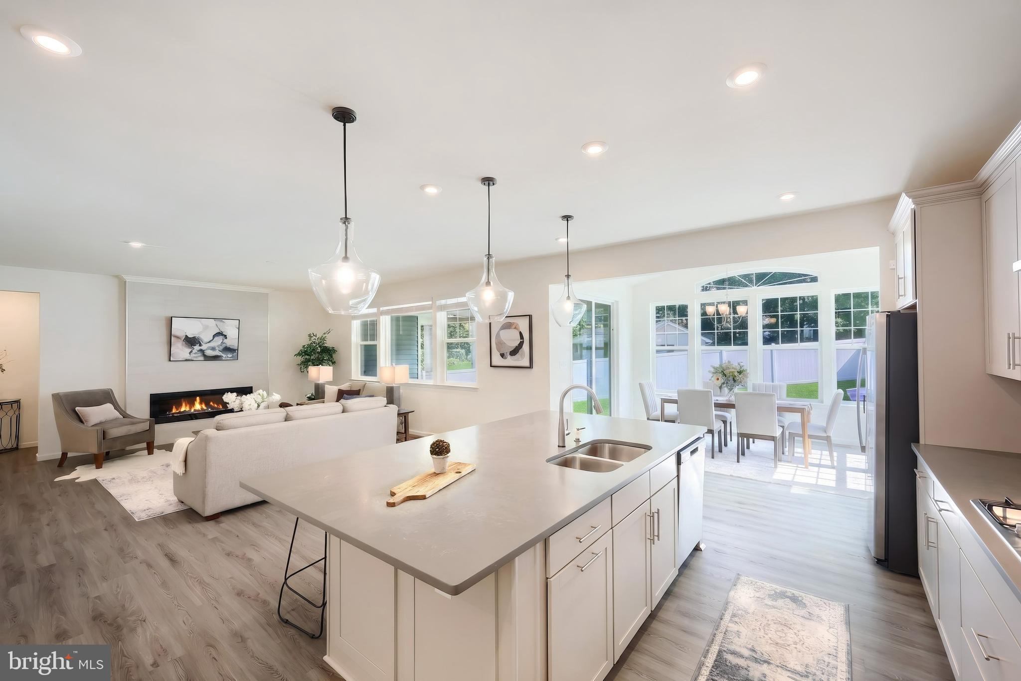 61 BLACK OAK COURT