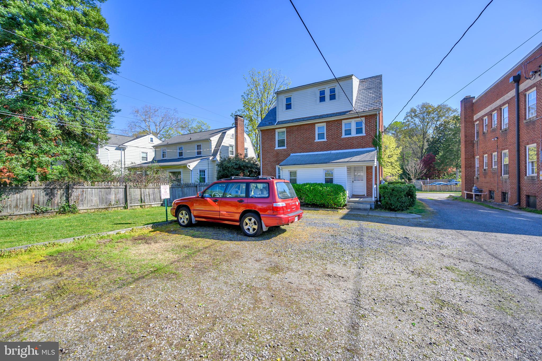 DOWNTOWN FREDERICKSBURG - Residential Lease