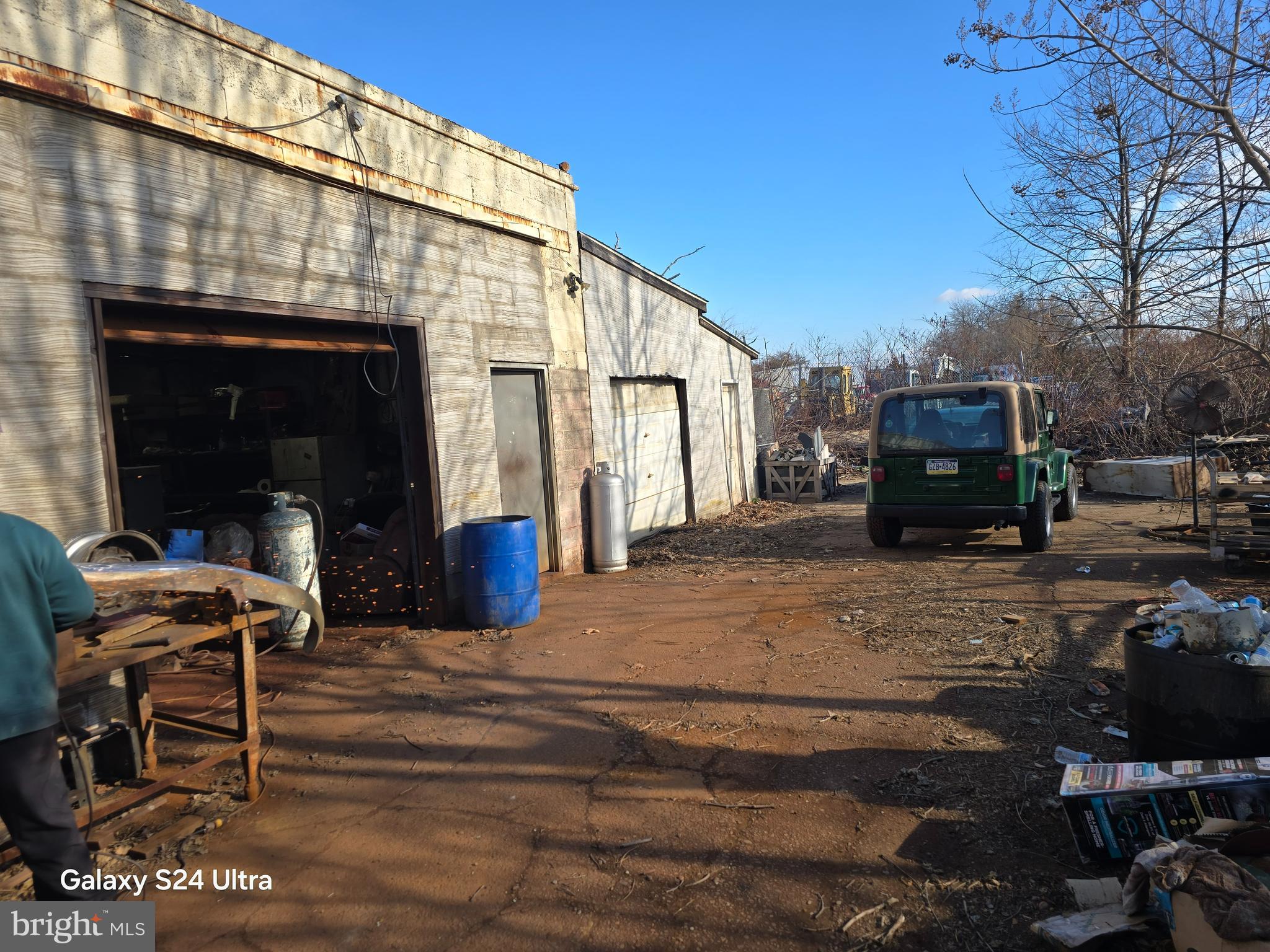 BRIDESBURG - Commercial Sale