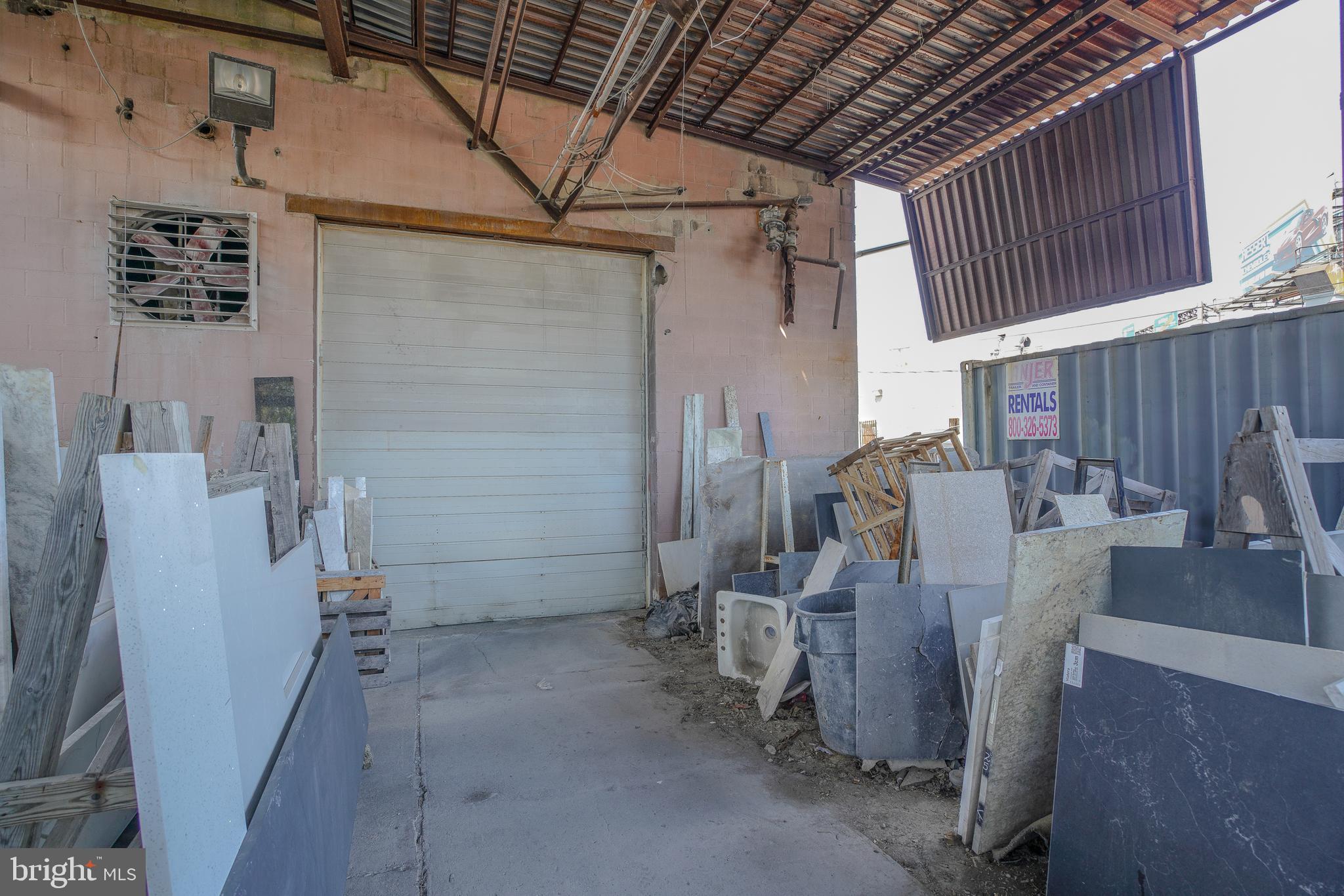 2511 ORTHODOX STREET 17