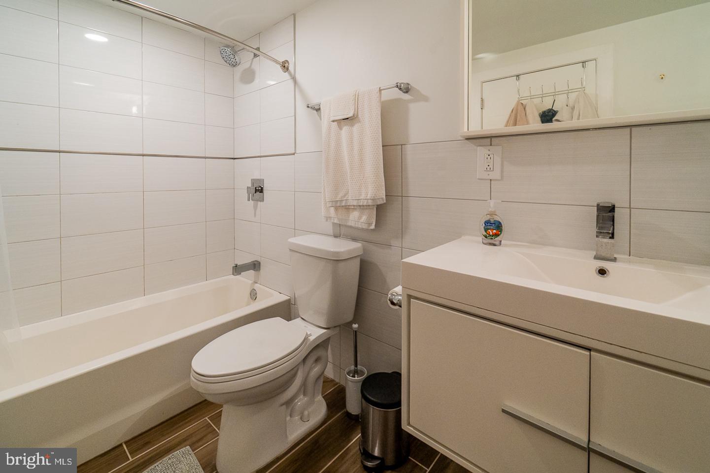 OLD CITY - Residential Lease