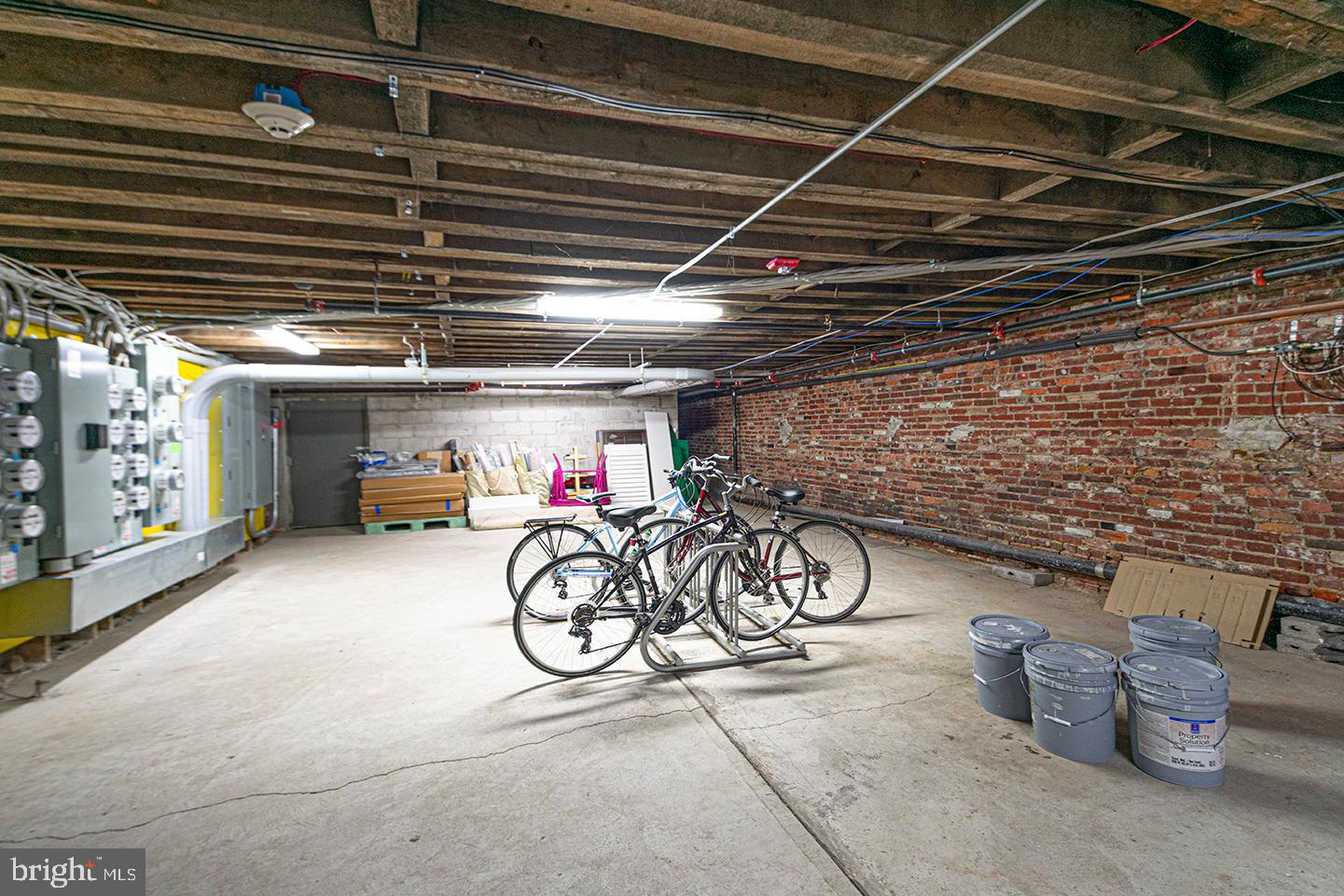 OLD CITY - Residential Lease