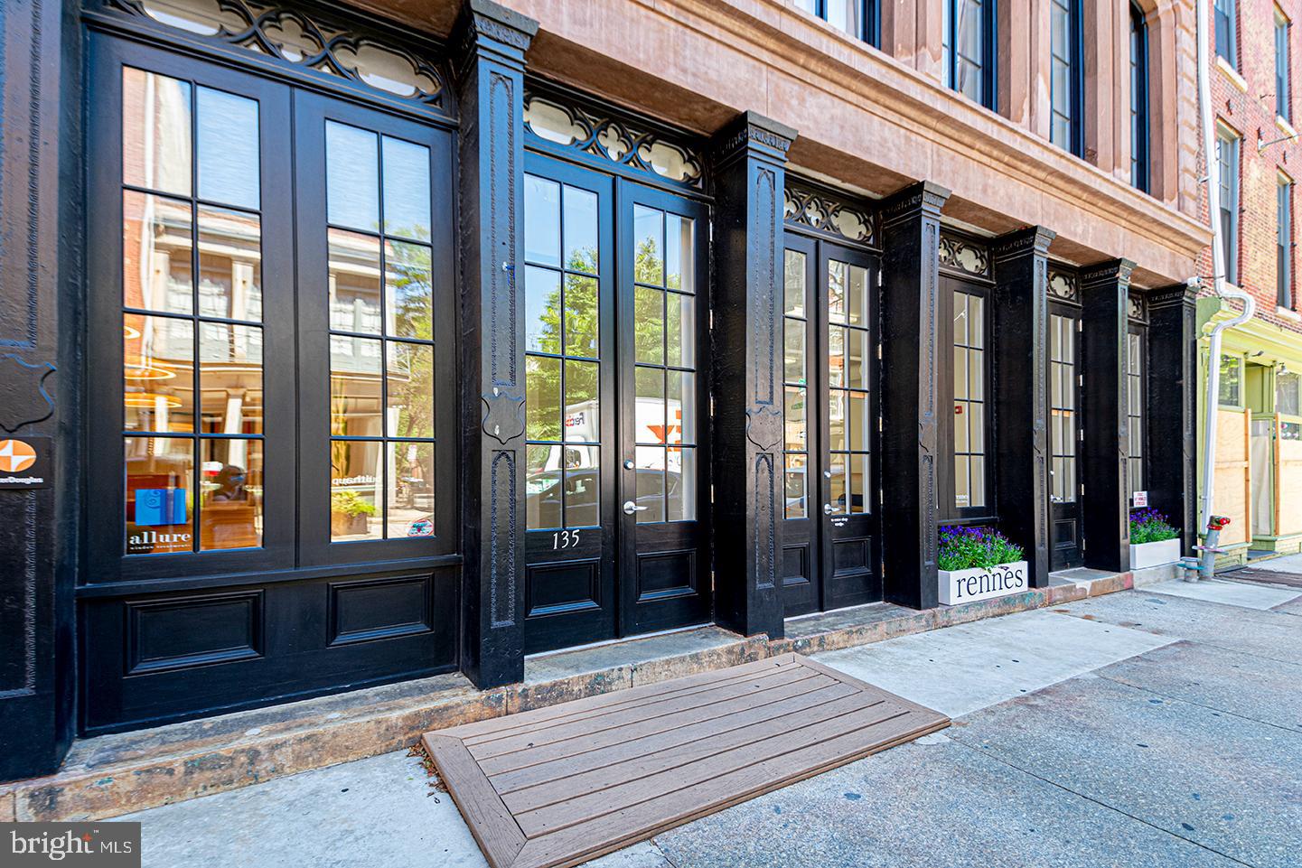 OLD CITY - Residential Lease