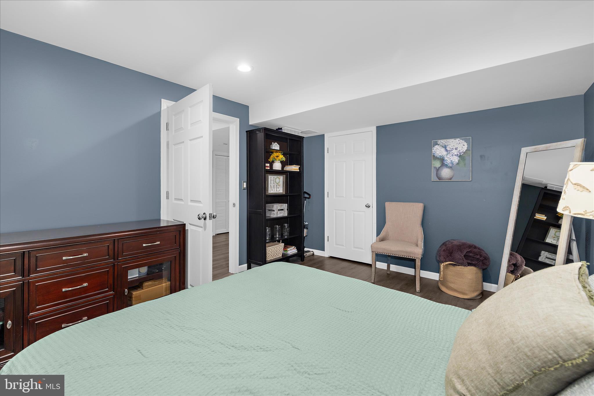 EAGLE VALLEY - Residential