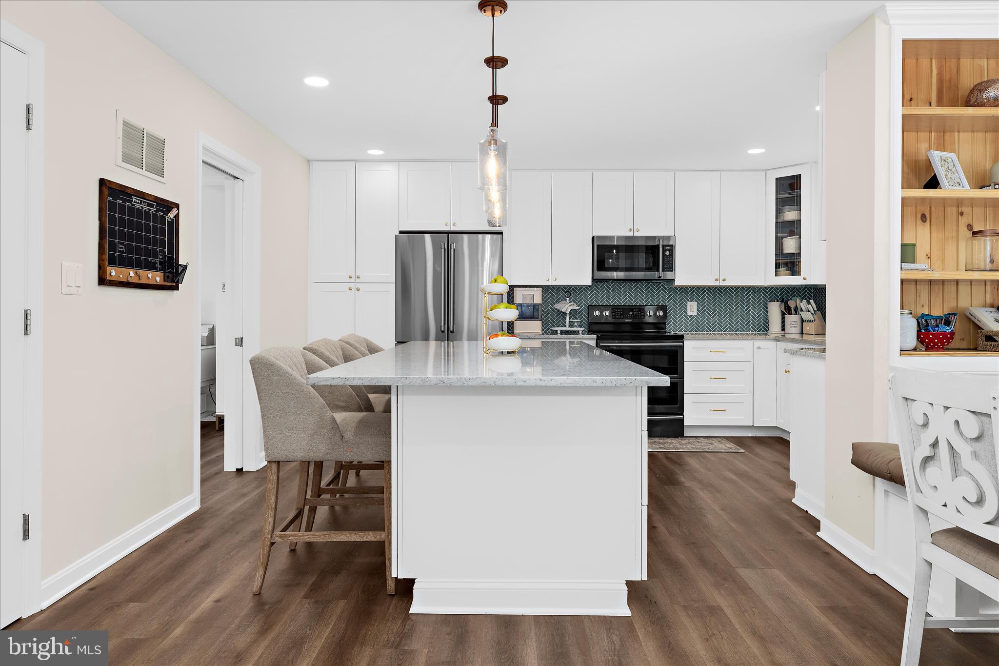 EAGLE VALLEY - Residential