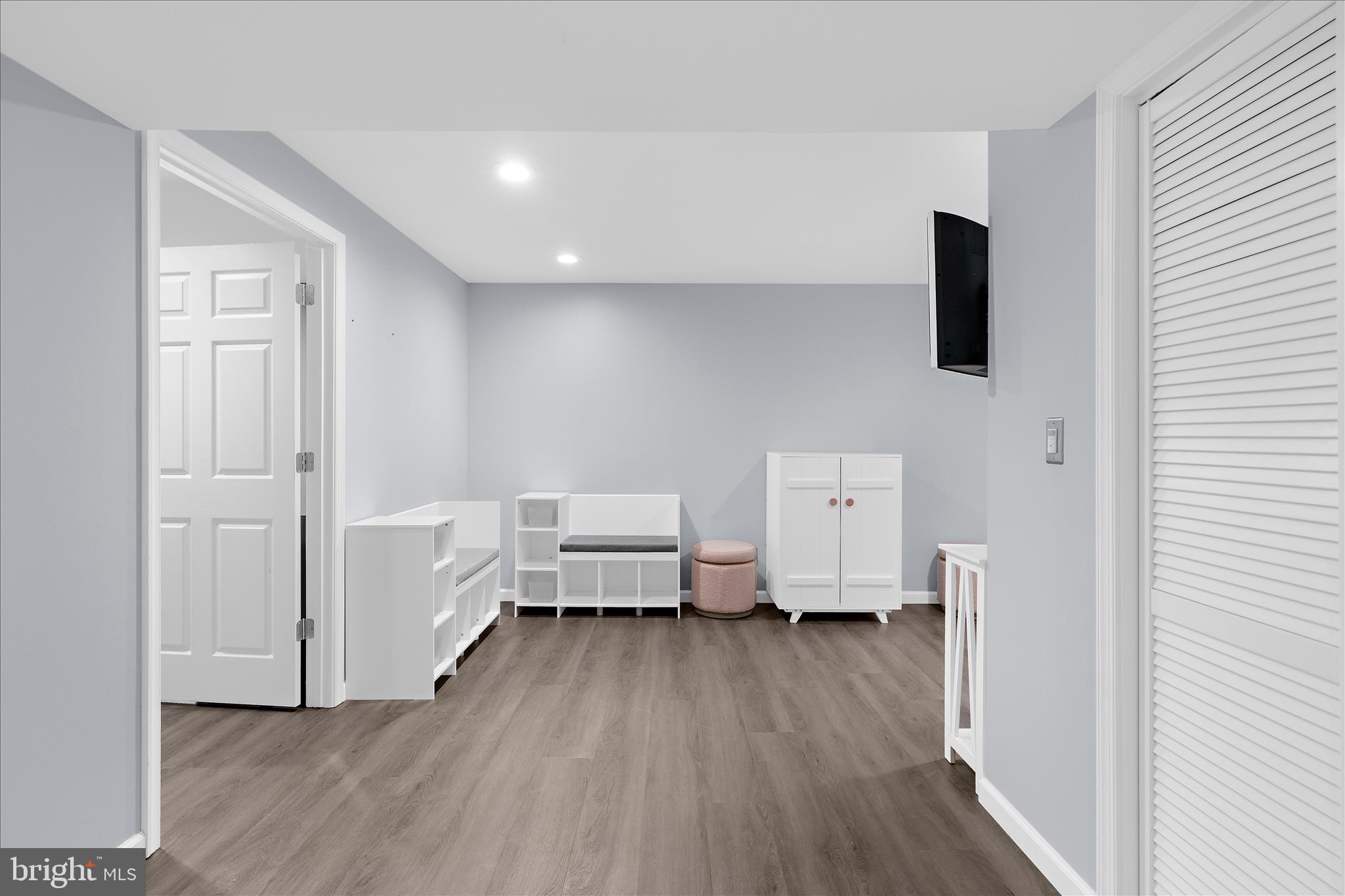 EAGLE VALLEY - Residential